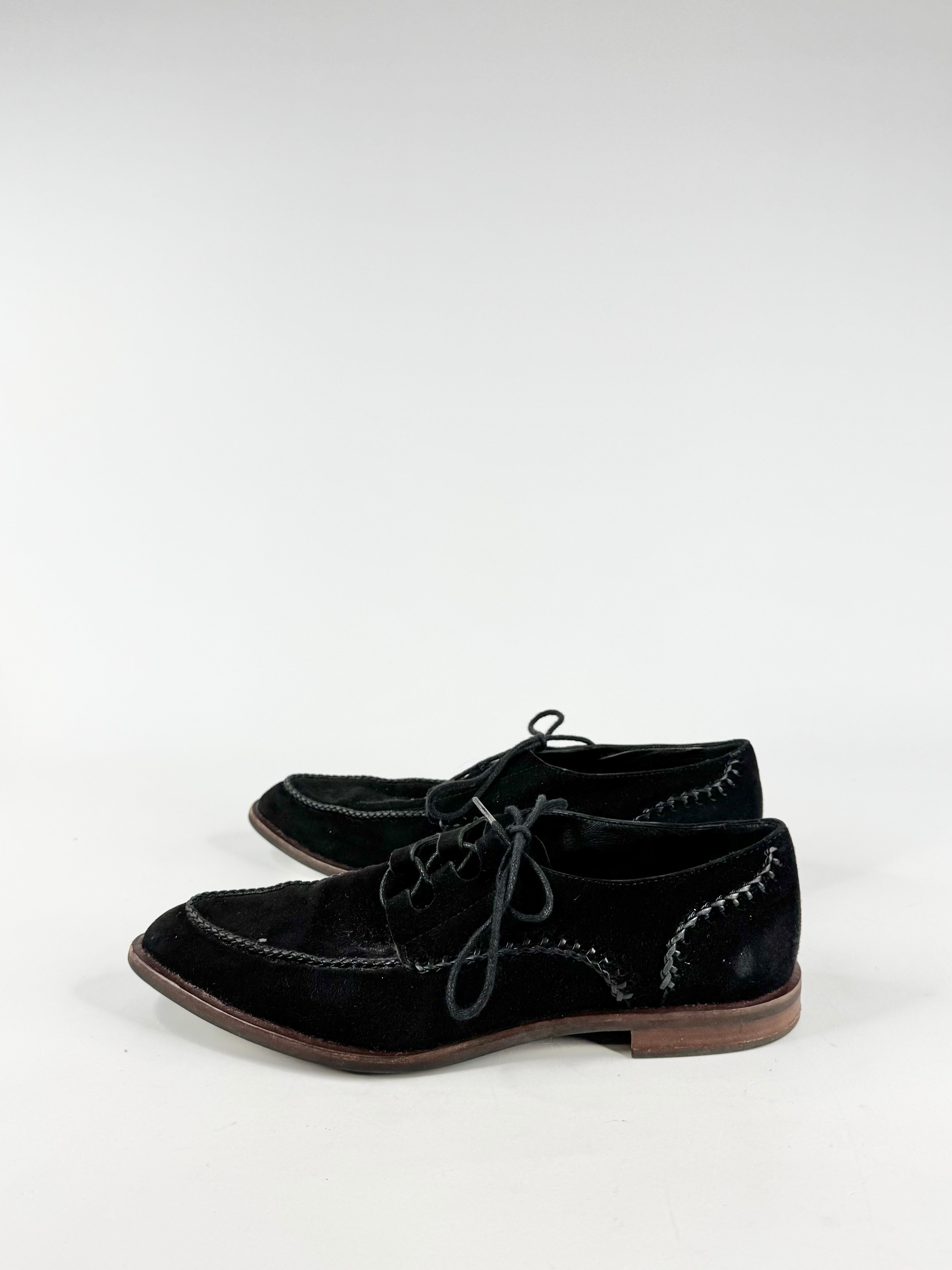 Tod's Black Suede Pointed Toe Lace Ups - EU38.5