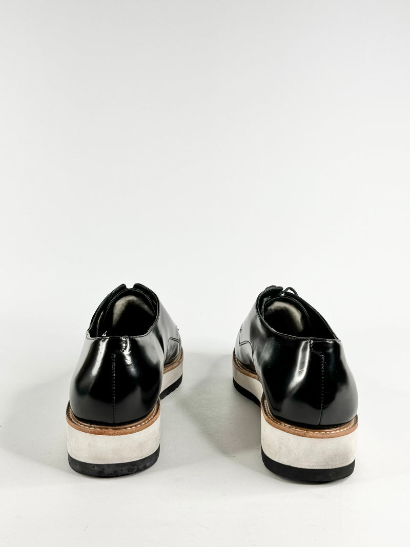Vince Black Leather 'Reed' Lace Ups - EU38