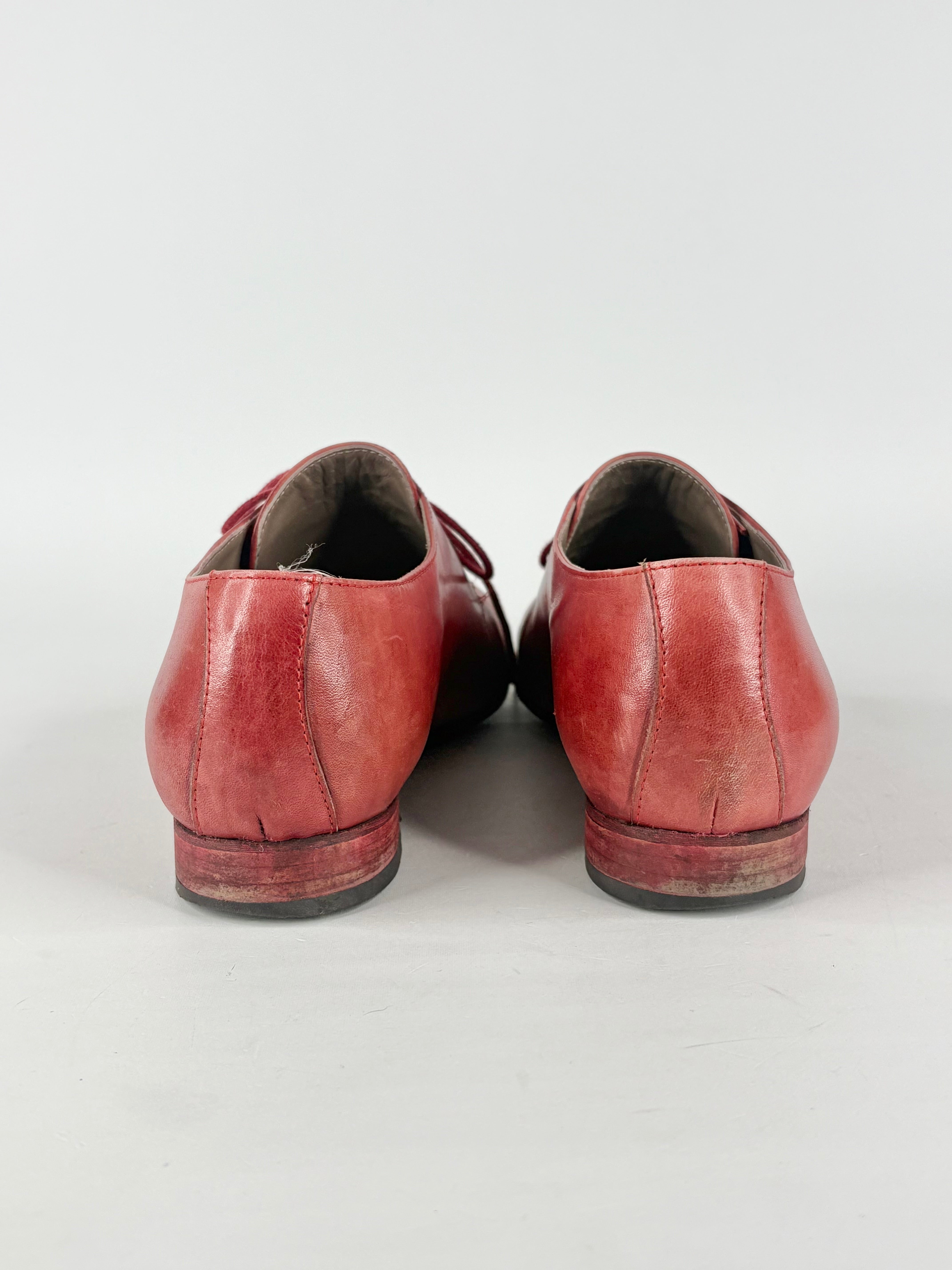 Habbot. Ruby Red Leather Lace Ups - EU39