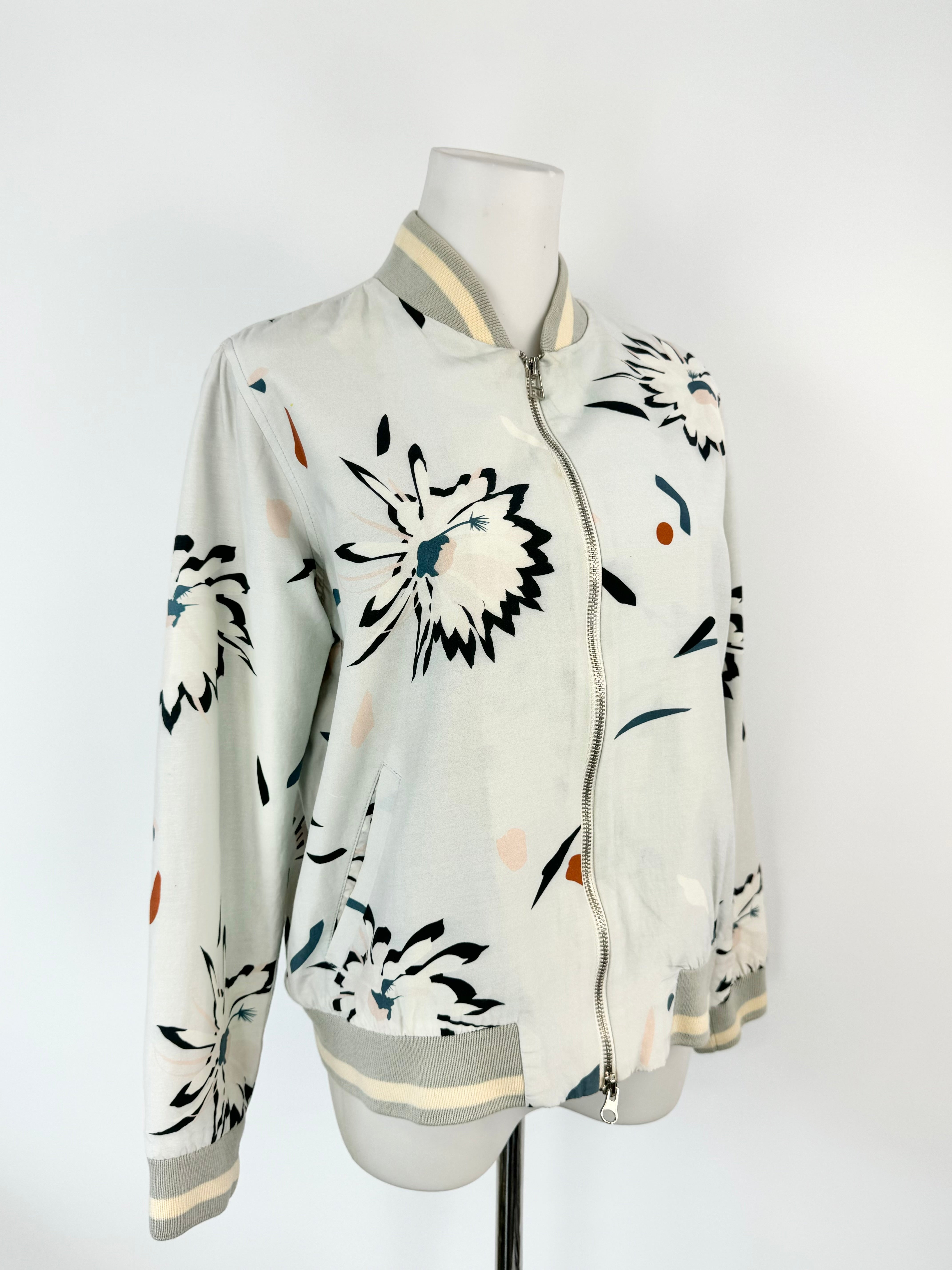 Kloke Soft Blue Flower Pattern Bomber Style Jacket - AU10