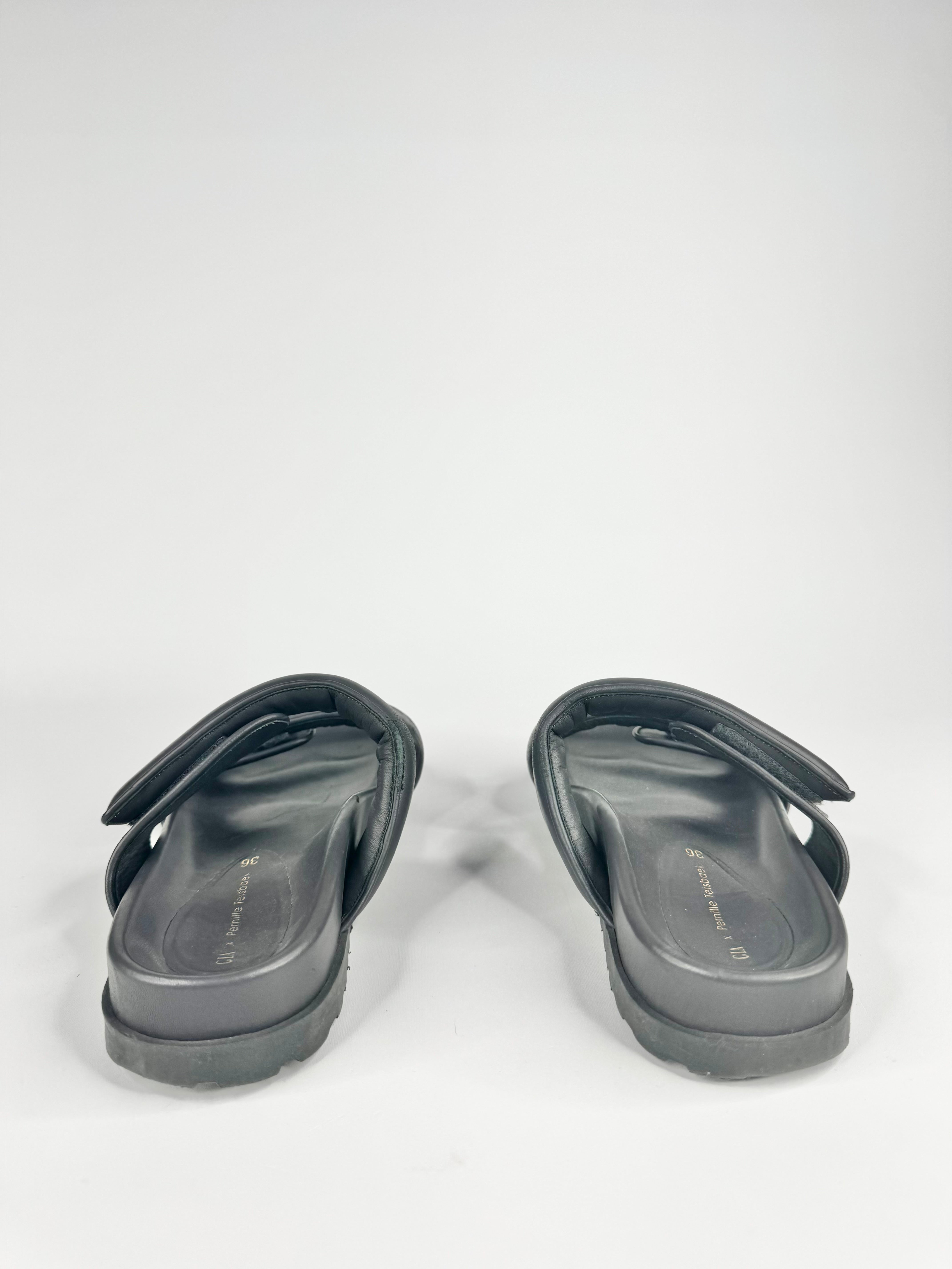 CIA x Pernille Teisbaek Minimalist Ash Grey Slides - EU36