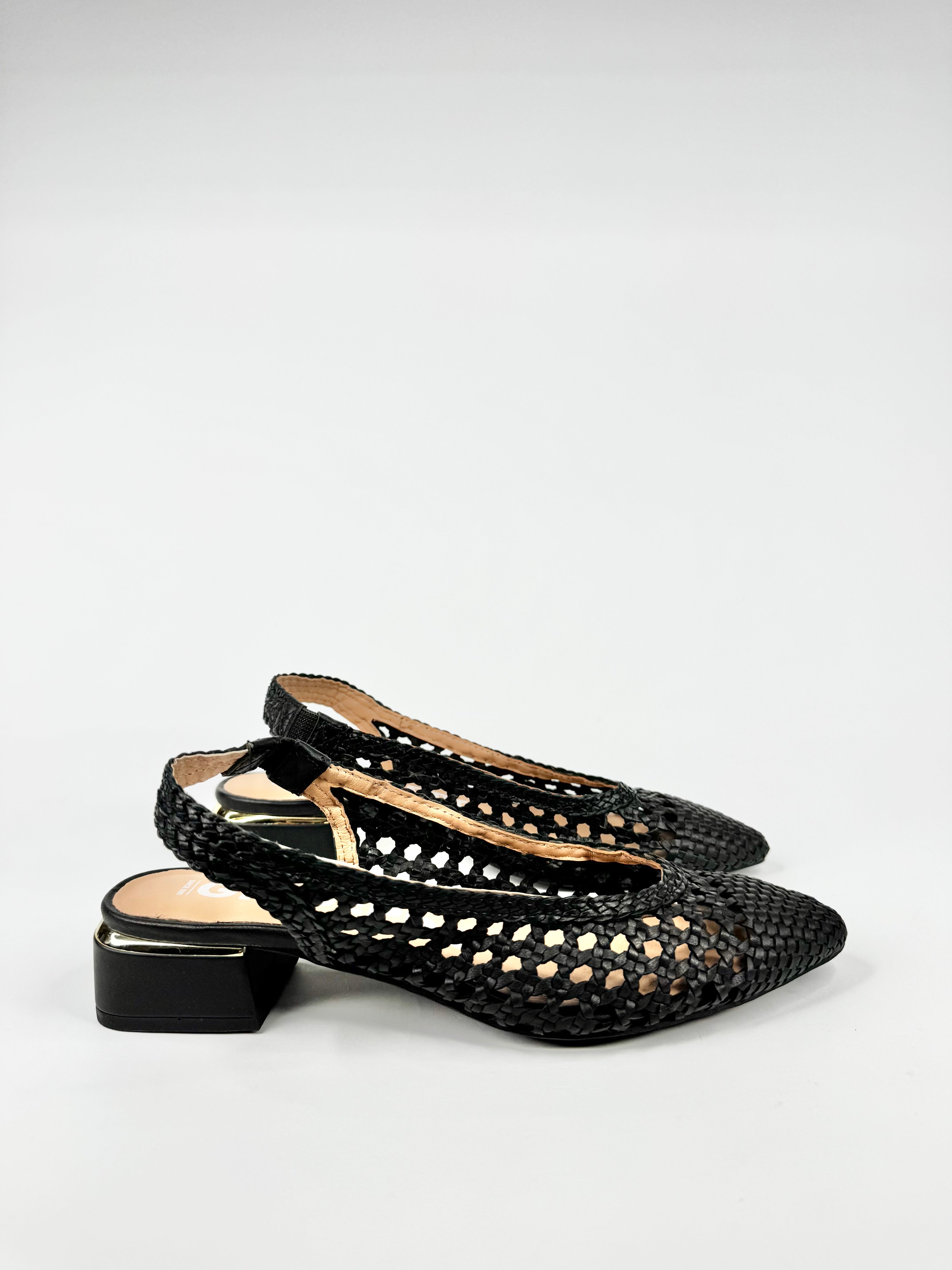 Gioseppo Black Woven Pointed Toe Flats - EU38