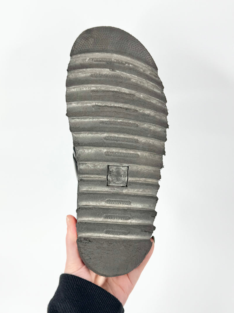 Dr Martens 'Myles' Black Sandals - EU41