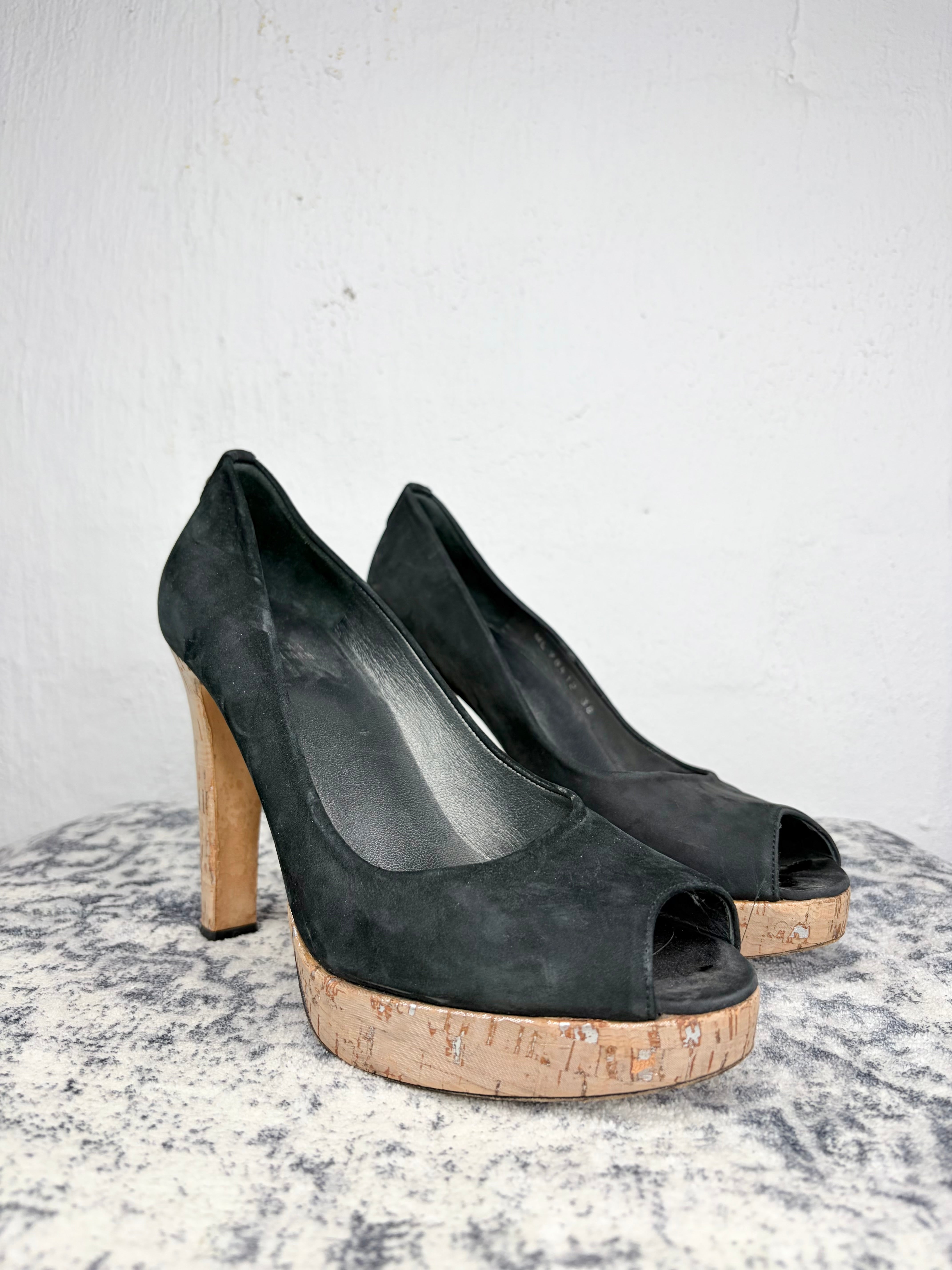 Stuart Weizman Black Peeptoe Pumps - EU38