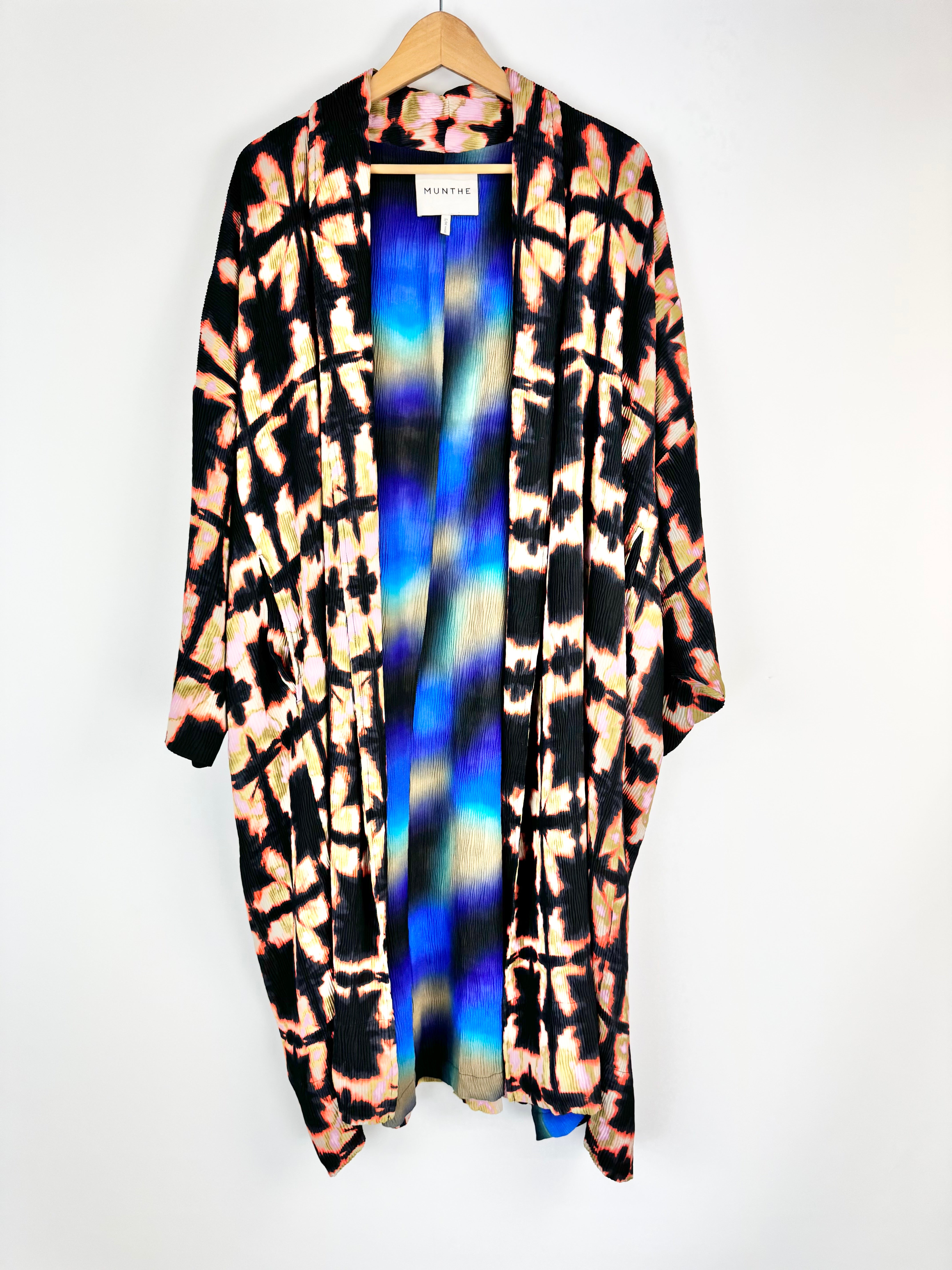Munthe Long Abstract Patterned Statement Robe - AU8/10/12