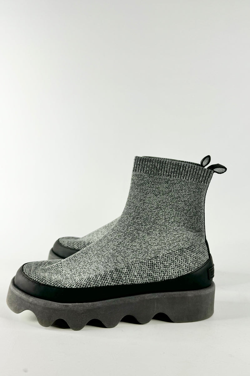 Issey Miyake X UN Grey Bounce Flyknit Ankle Boots - EU35