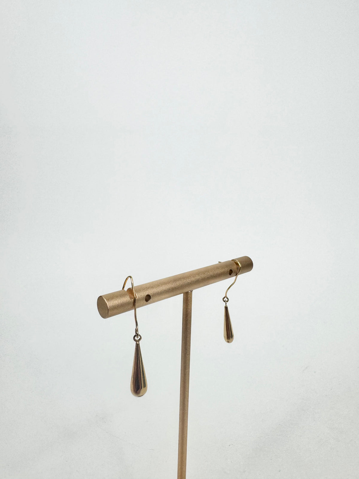 Rolled Gold Elongated Tear Drop Earrings