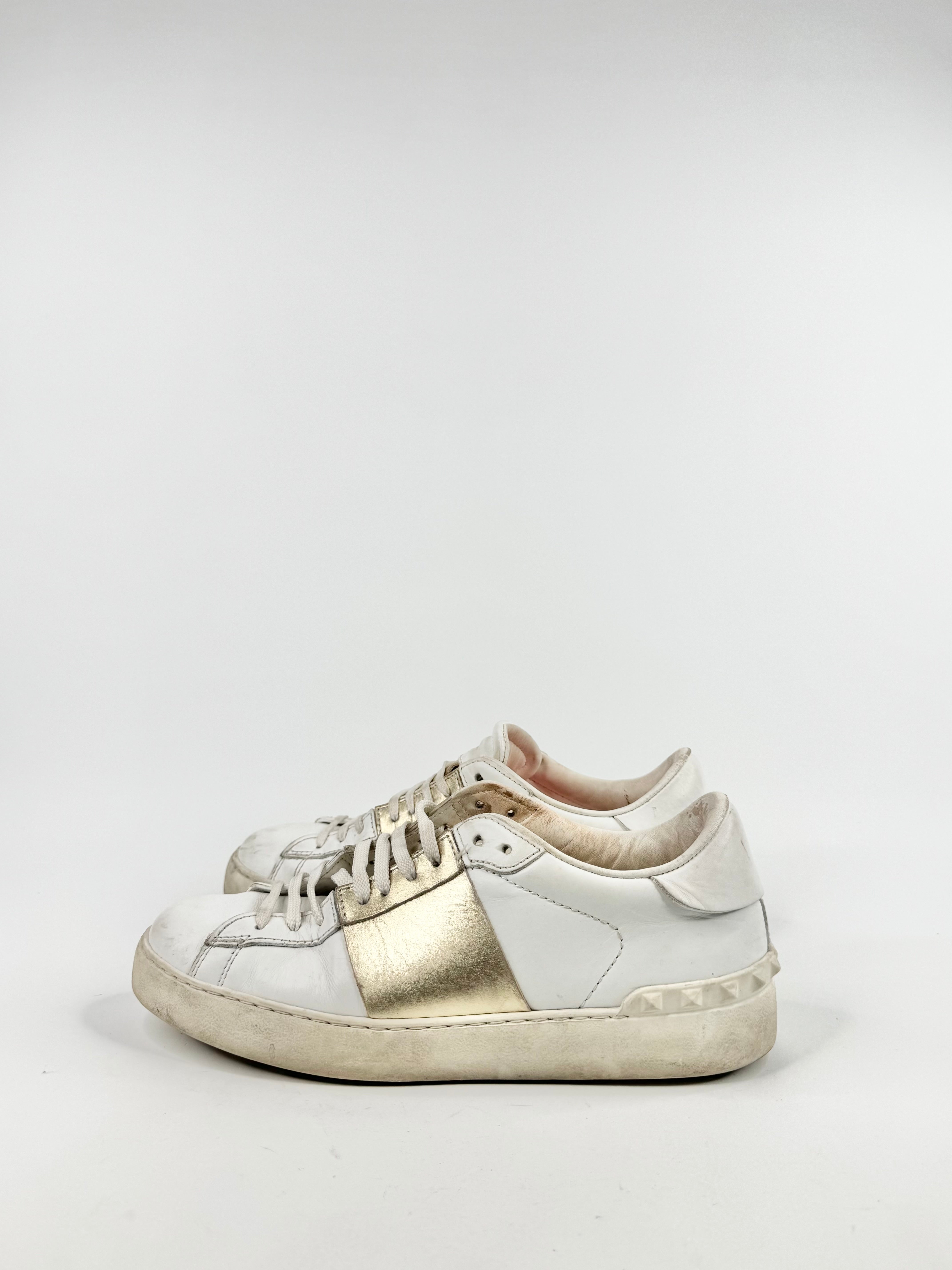 Valentino Garavani White Sneakers - 9