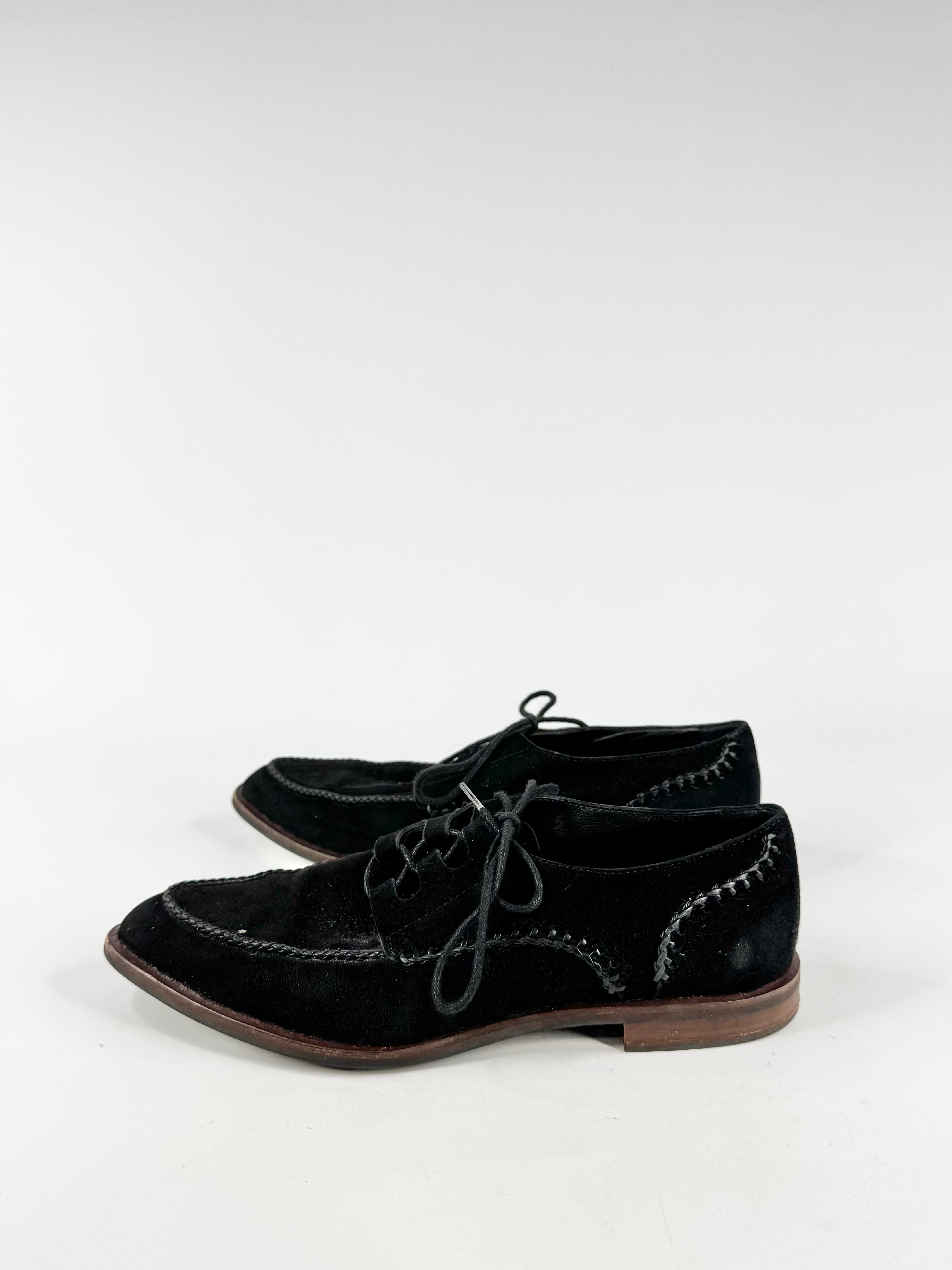 Tod's Black Suede Pointed Toe Lace Ups - EU38.5