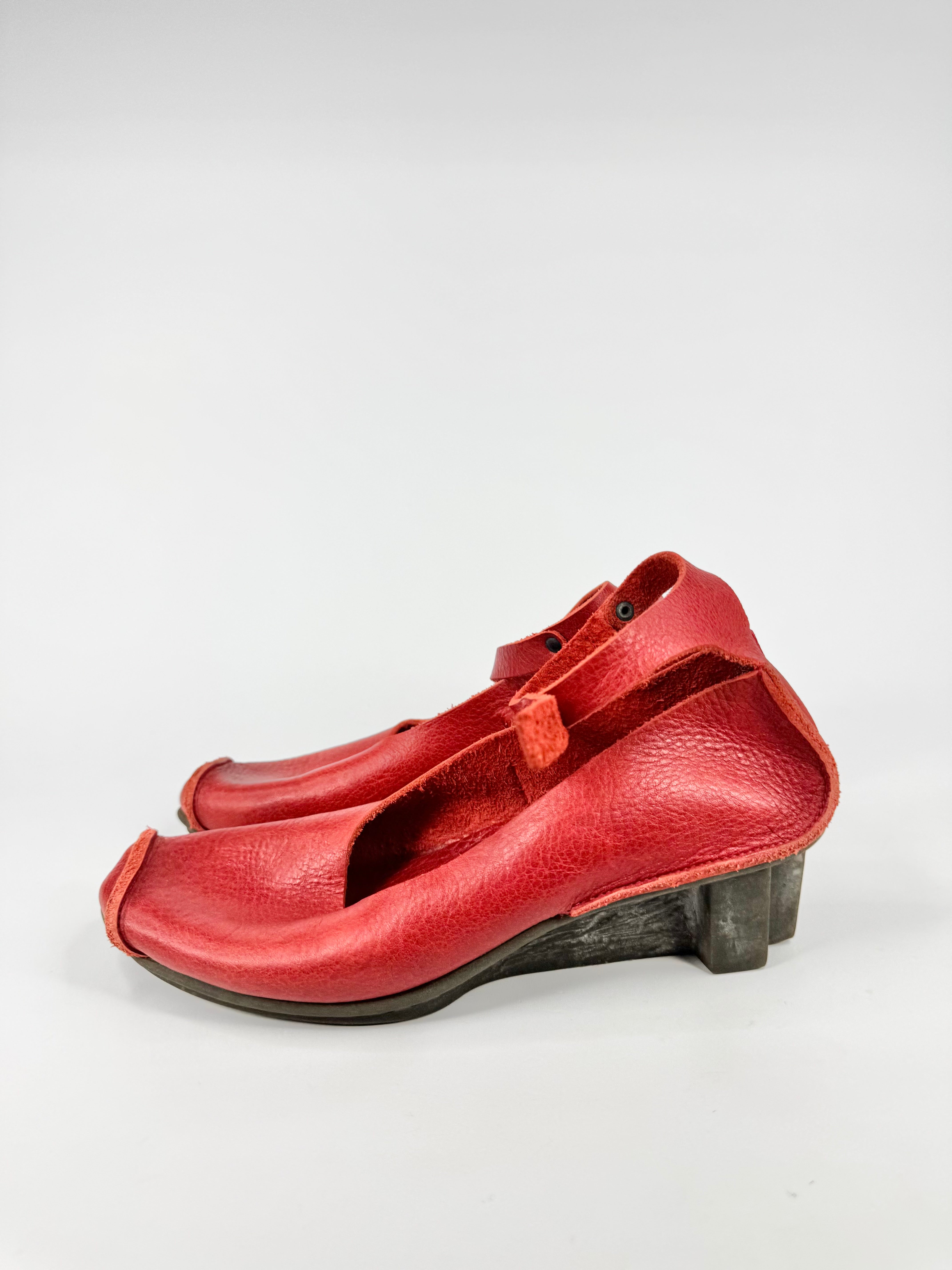 Trippen Brick Red Leather Mary Janes - EU39/40