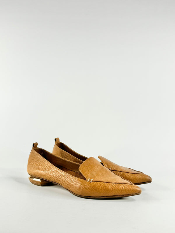 Nicholas Kirkwood Tan Pointed Toe Loafers - EU40