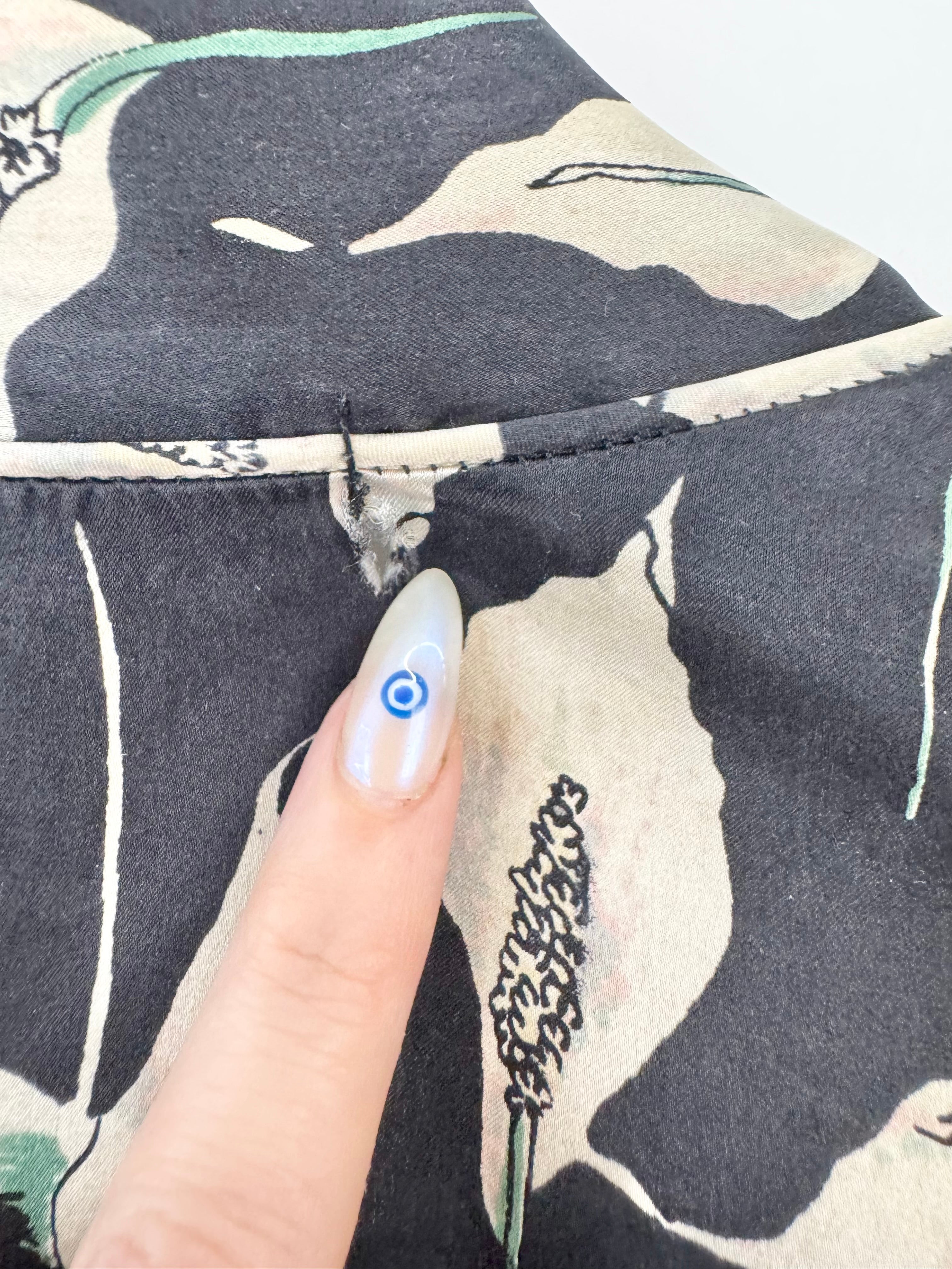 Christian Dior Loungewear Black Lily Patterned Silk Dressing Gown - AU12/14