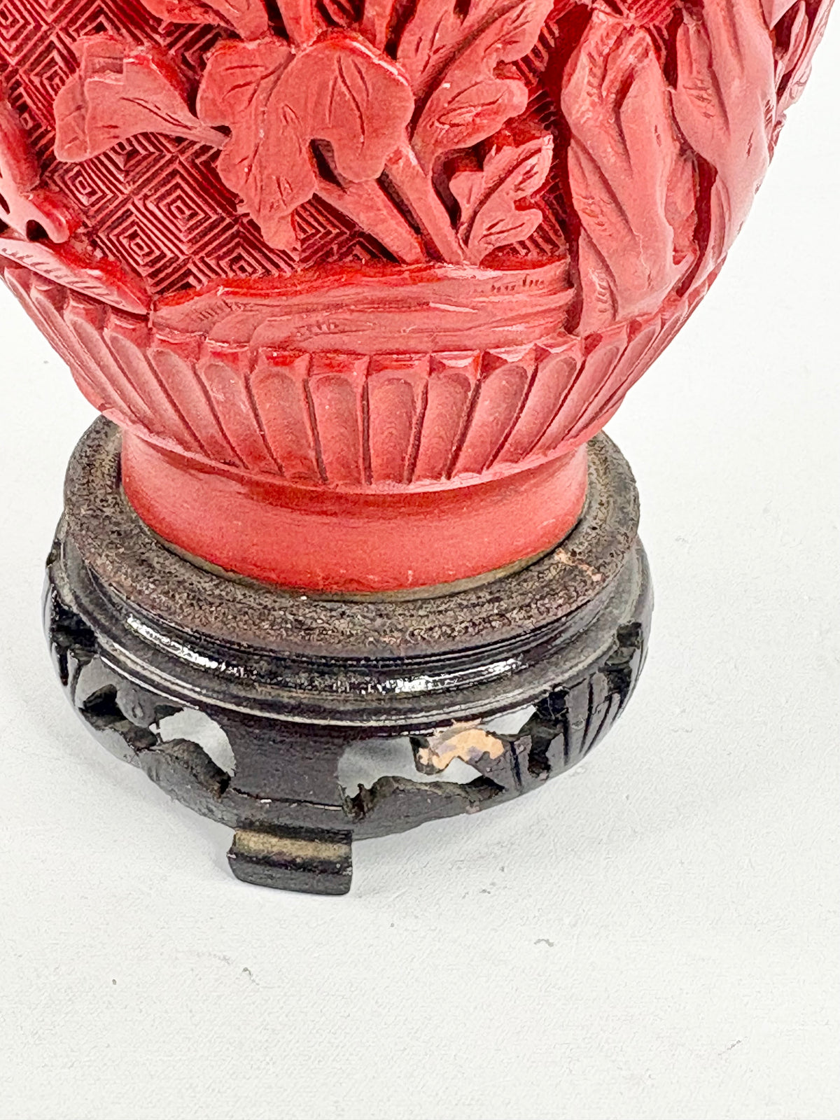 Vintage Chinese Lacquered Cinnabar Floral-Art Vase