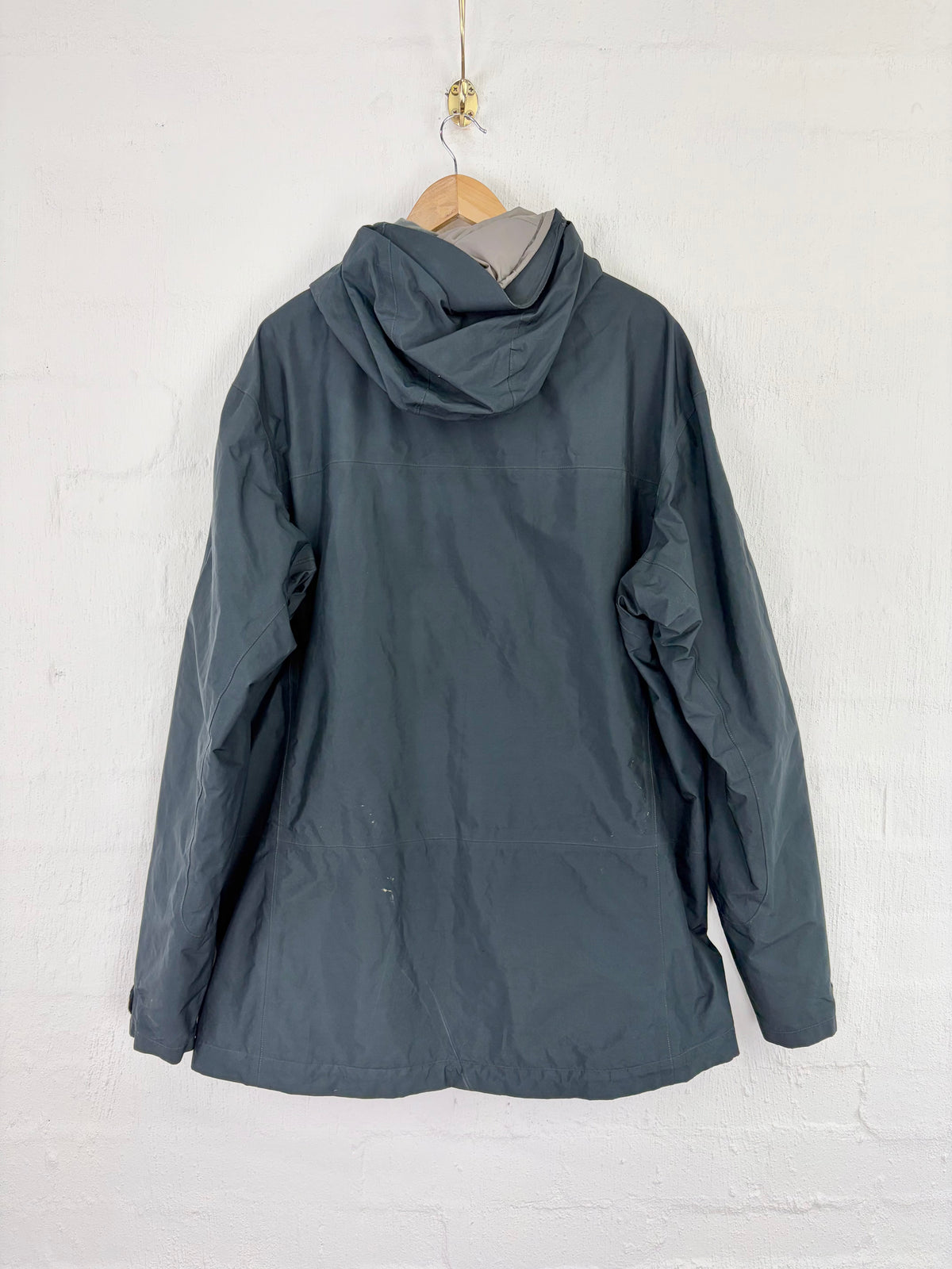 Macpac Black Rain Jacket - XXL