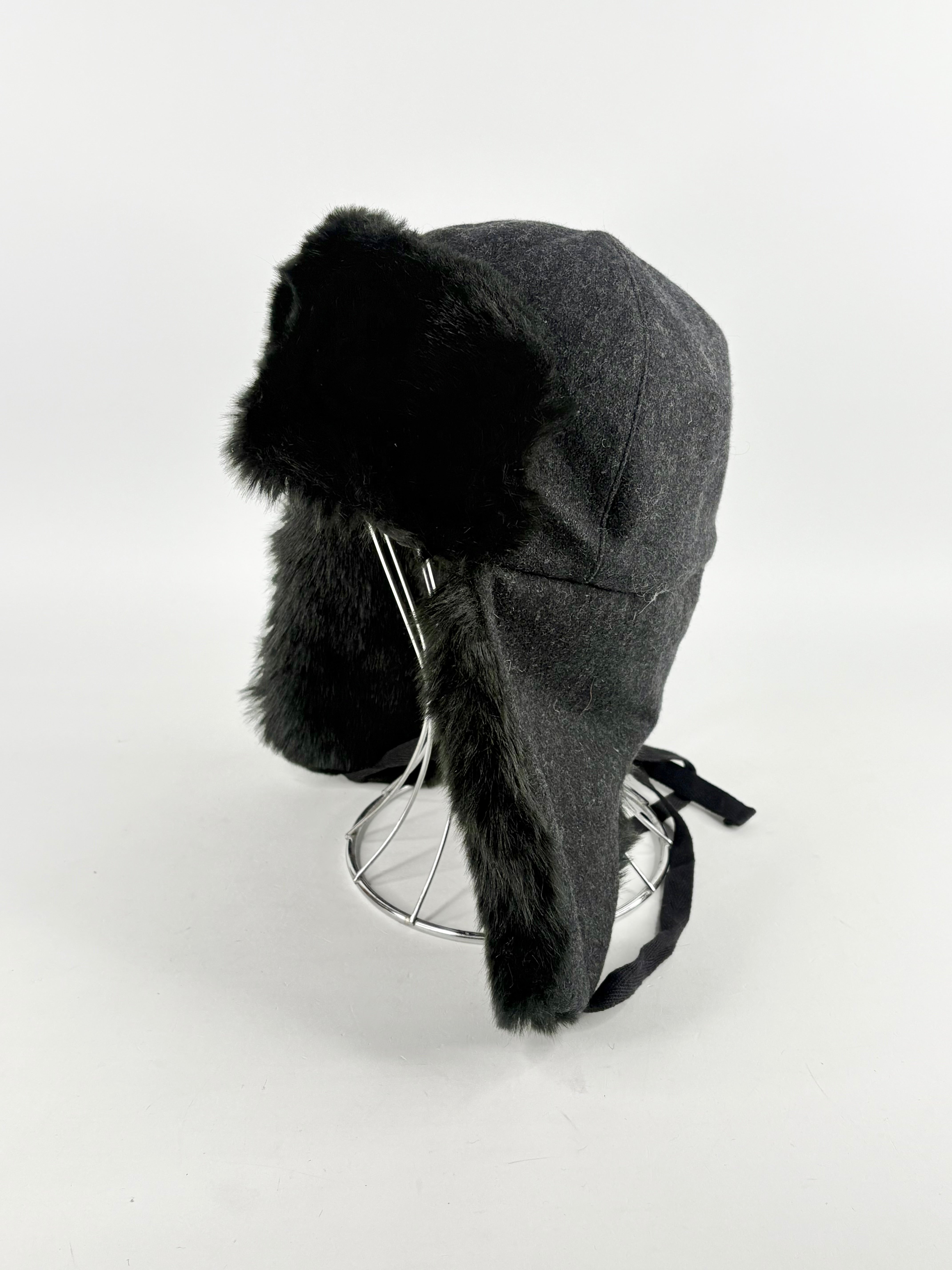 Kangol Black Trapper-Style Hat