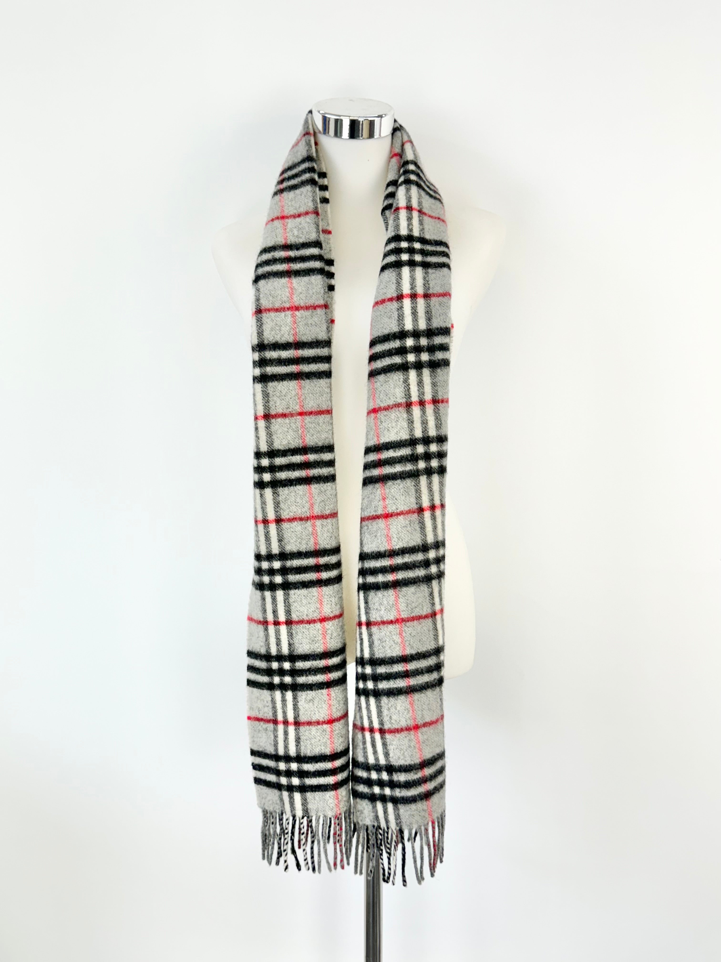 Burberrys of London Grey Novacheck Wool Scarf