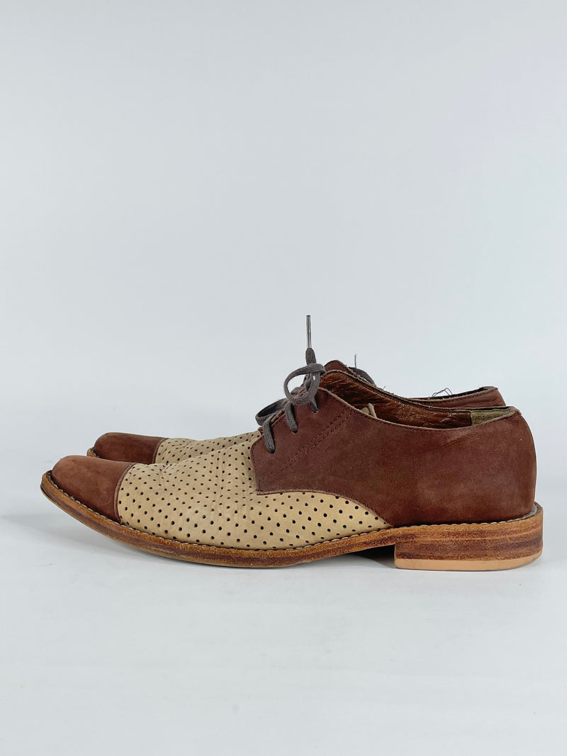 Tricot Commes des Garçons Tan Suede Lace Ups  - EU37