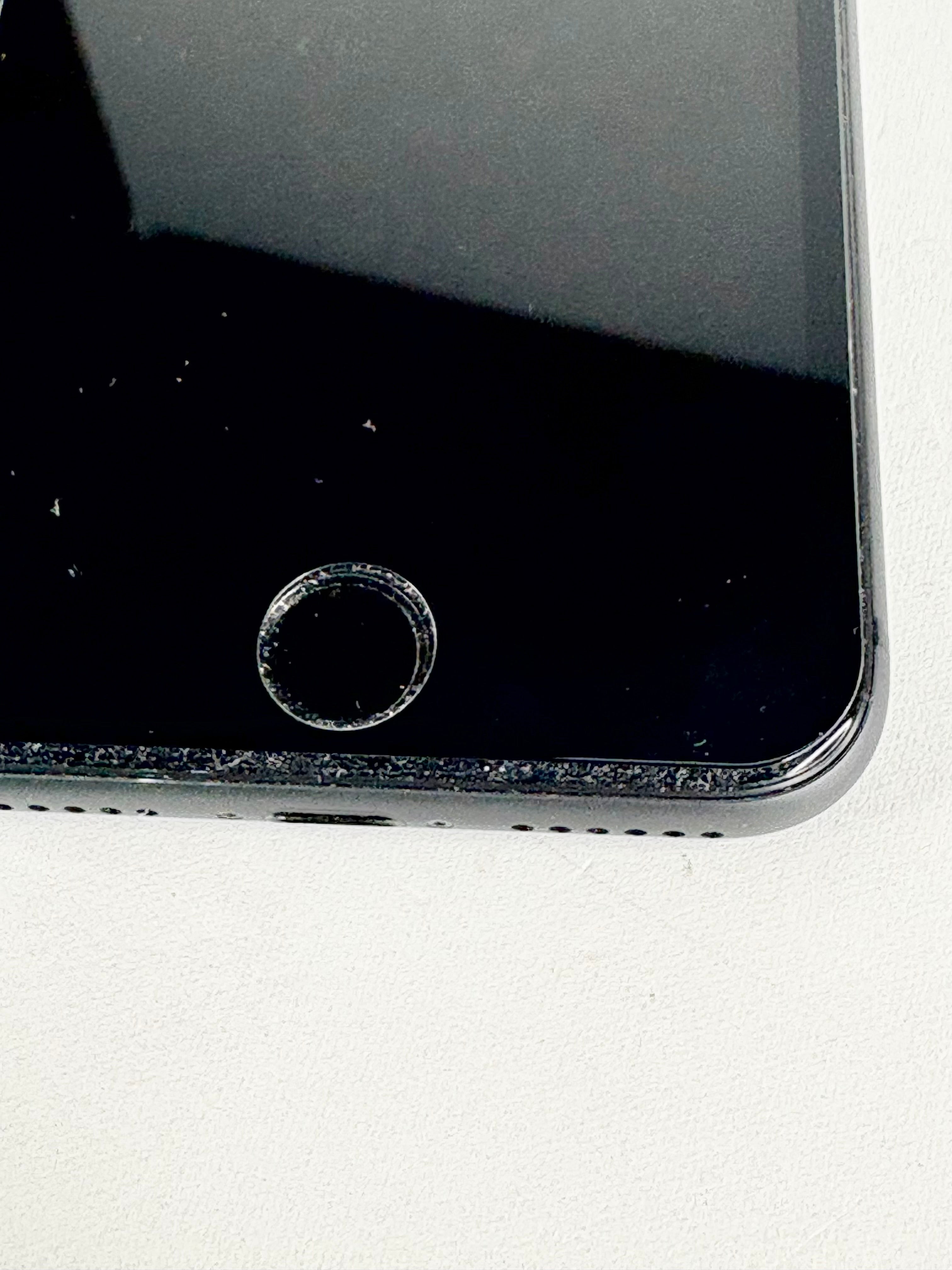 Unlocked iPhone 8 Space Grey