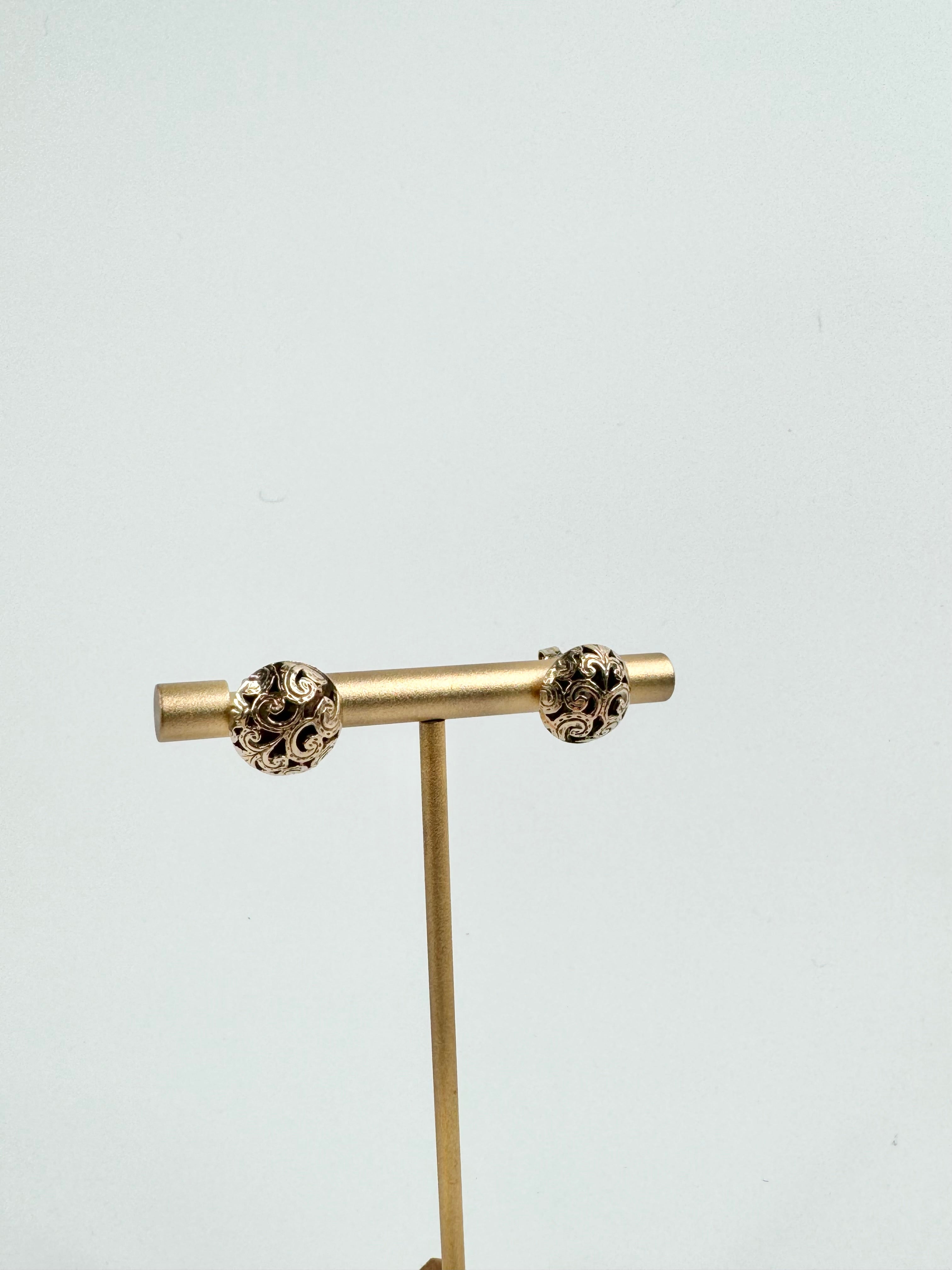 9ct Gold Filigree Stud Earrings