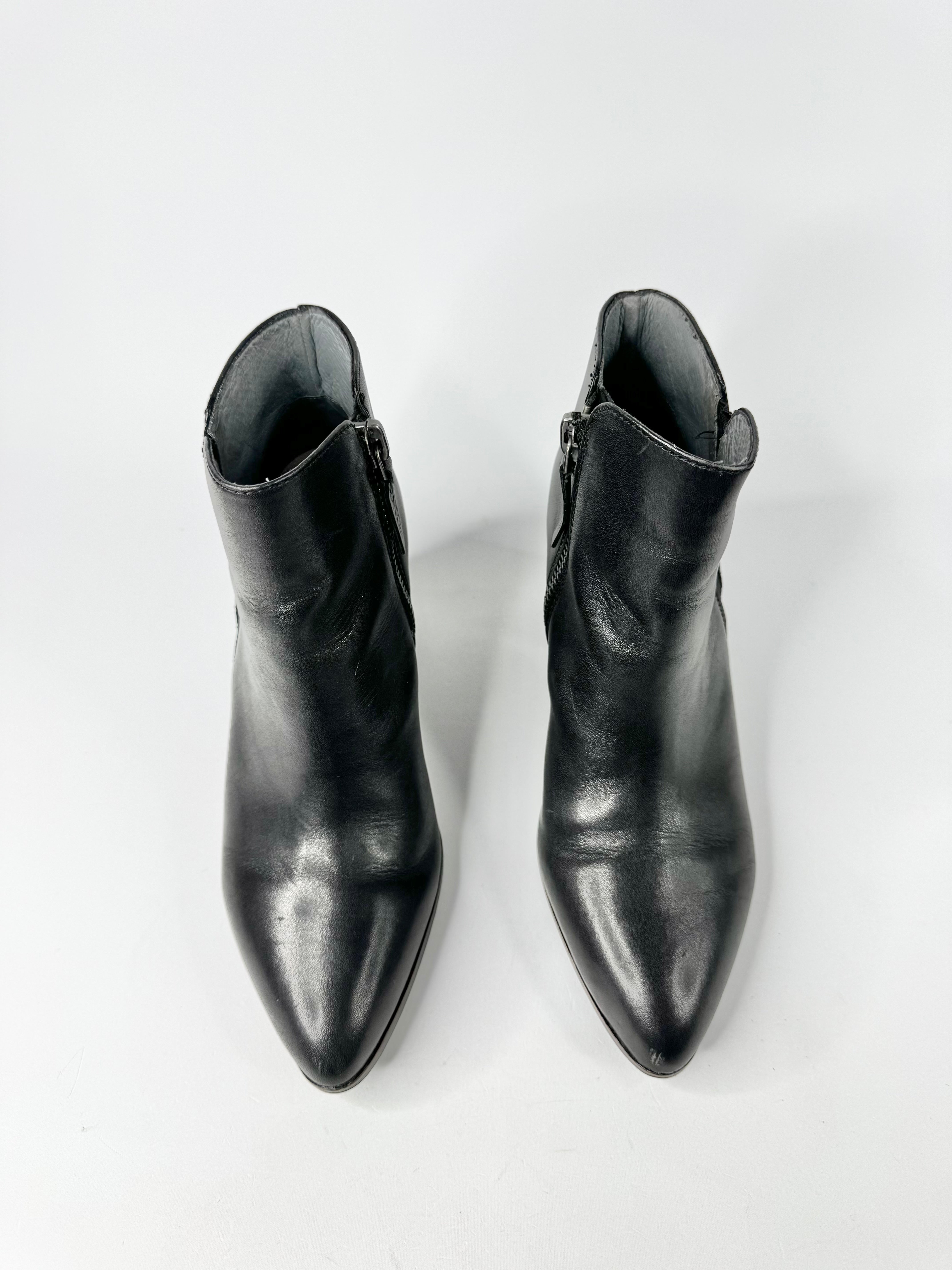 Frankie4 Black Leather Ankle Boots - EU40.5