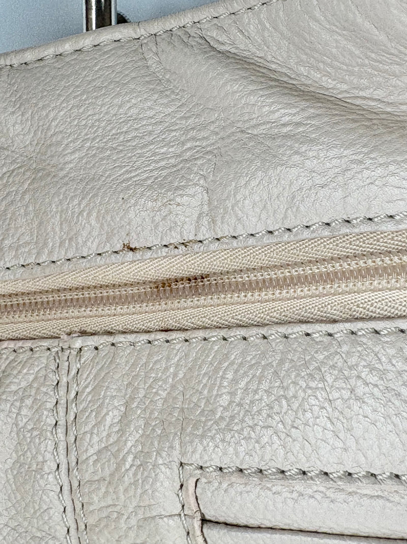 Manzoni Creamy Grained Leather Handbag