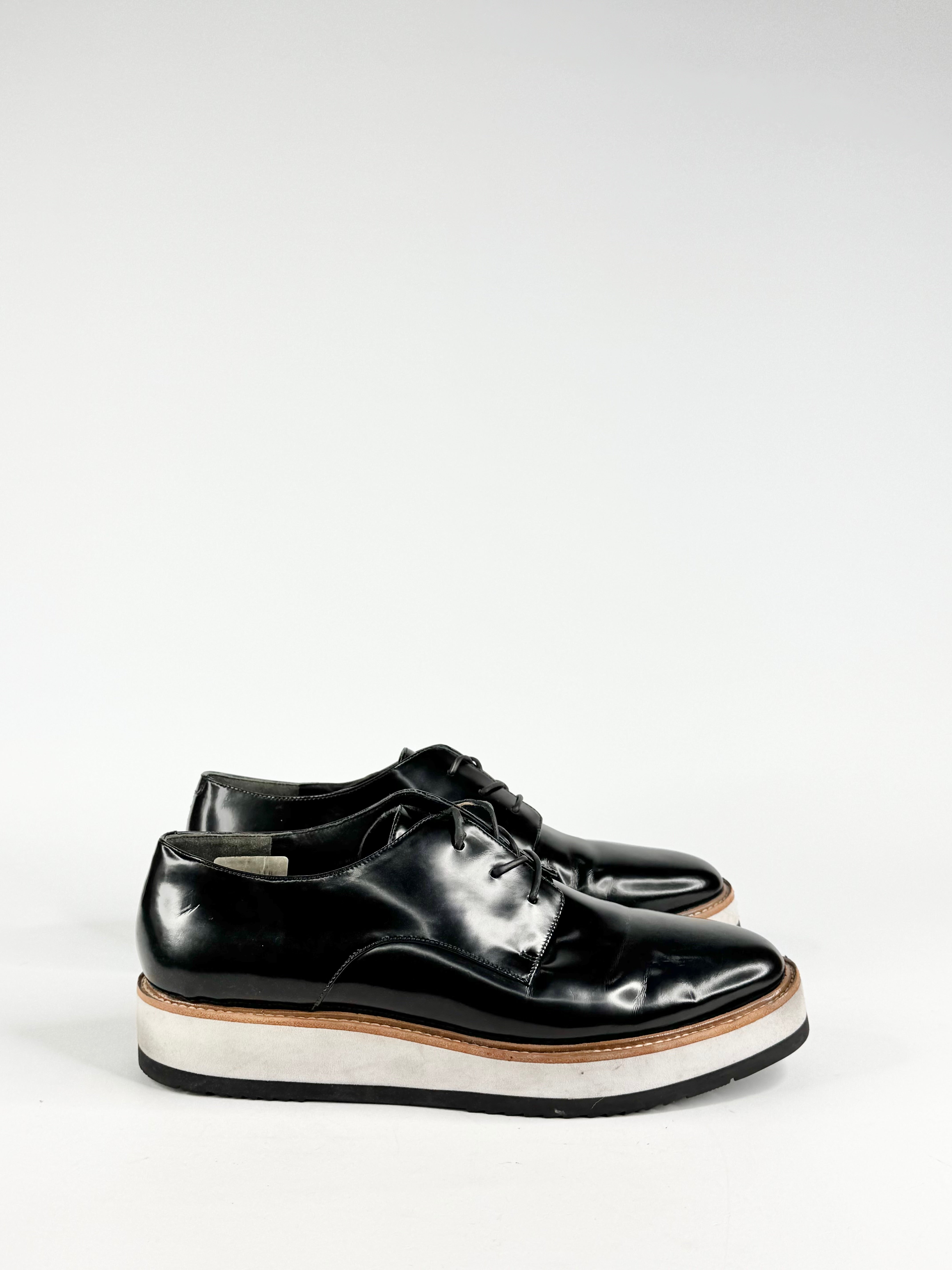 Vince Black Leather 'Reed' Lace Ups - EU38