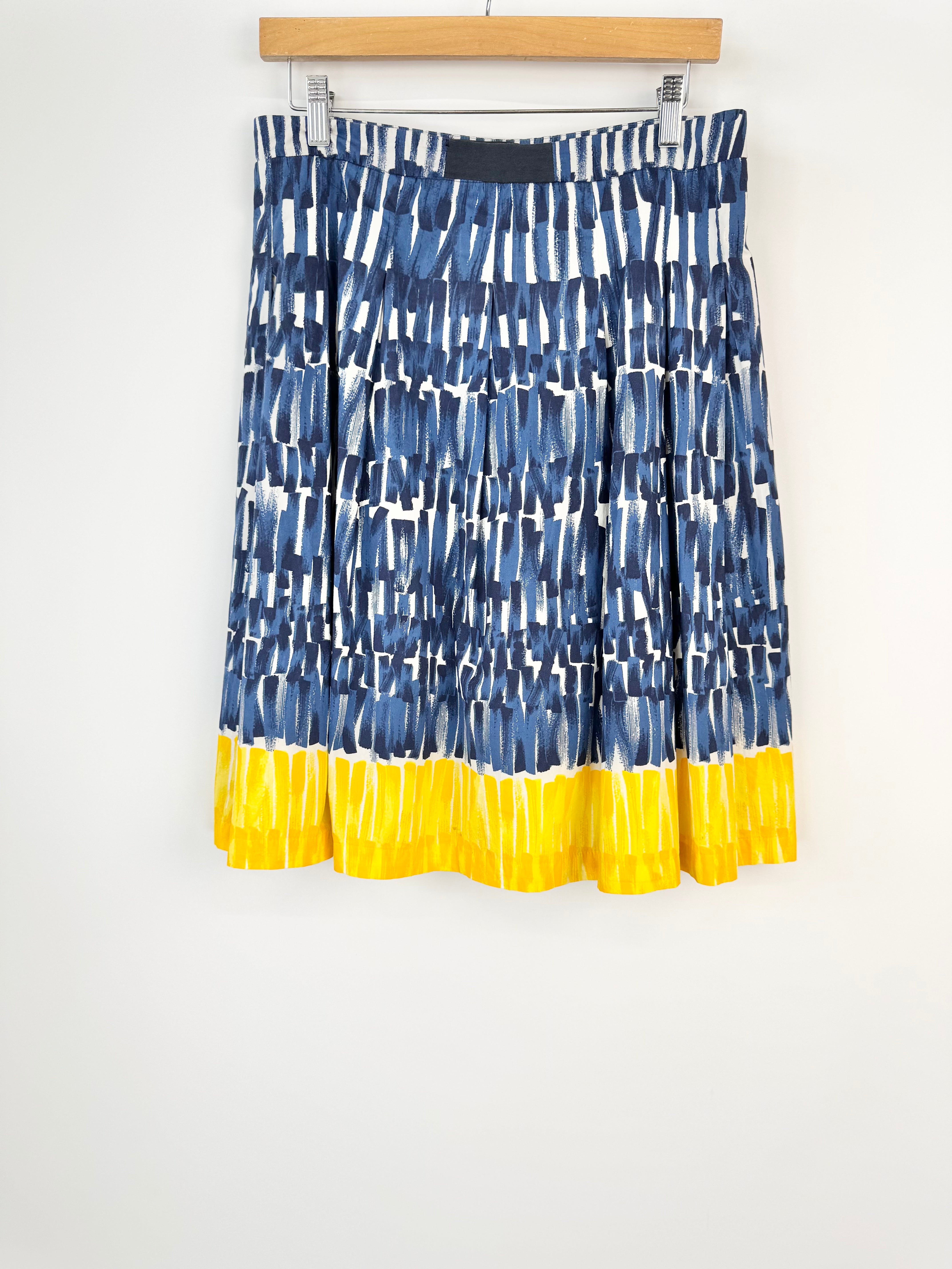 Max Mara Blue & White Patterned Pleated Skirt - AU10