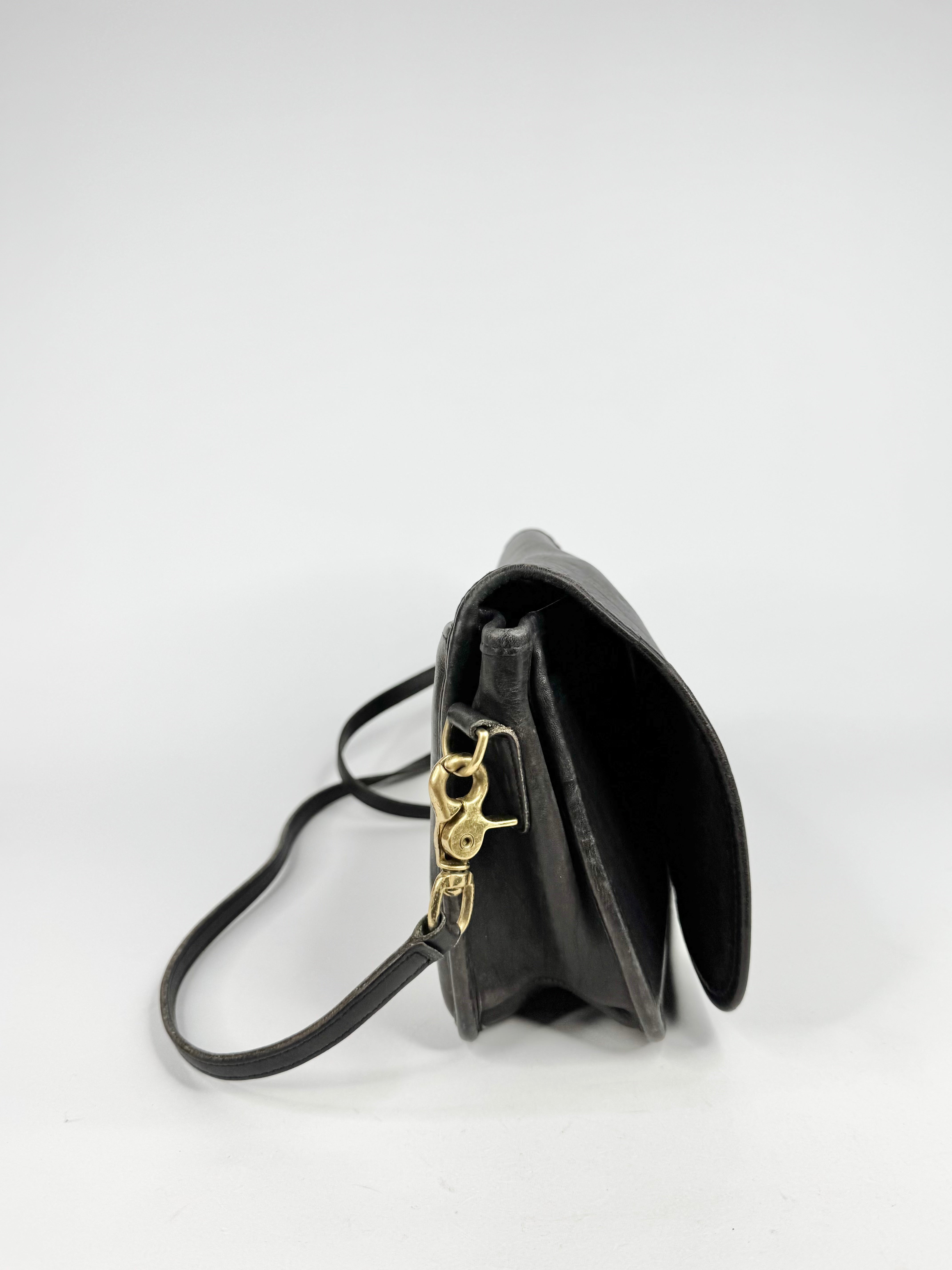 Vintage Coach Black Cross Body Leather Bag