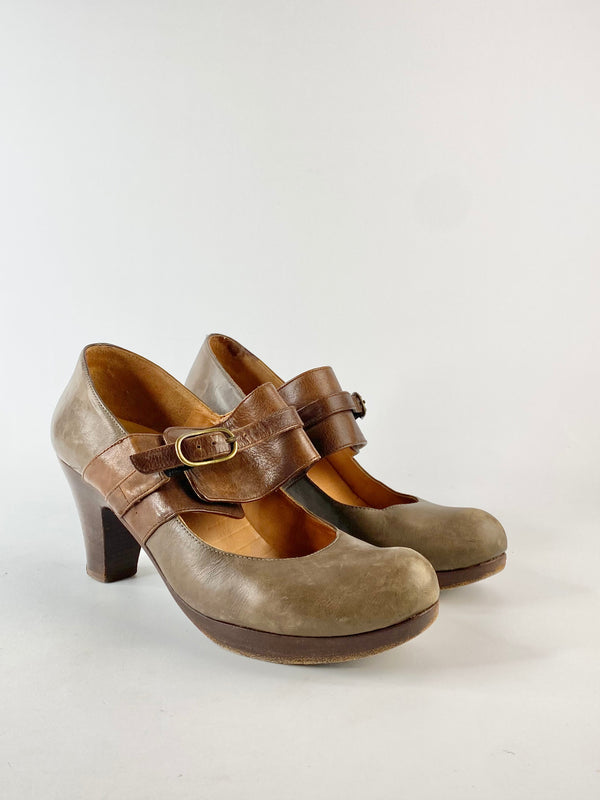 Chie Mihara Olive Green Mary Janes - EU39