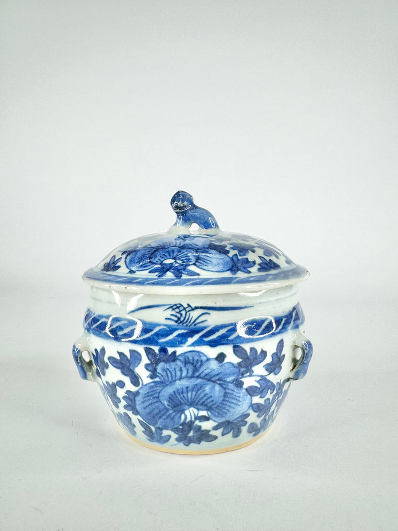Antique Blue & White Fu Dog Ginger Jar