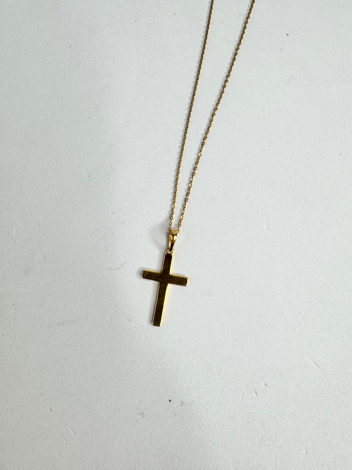 21ct Gold Crucifix & Necklace & 9ct Clasp
