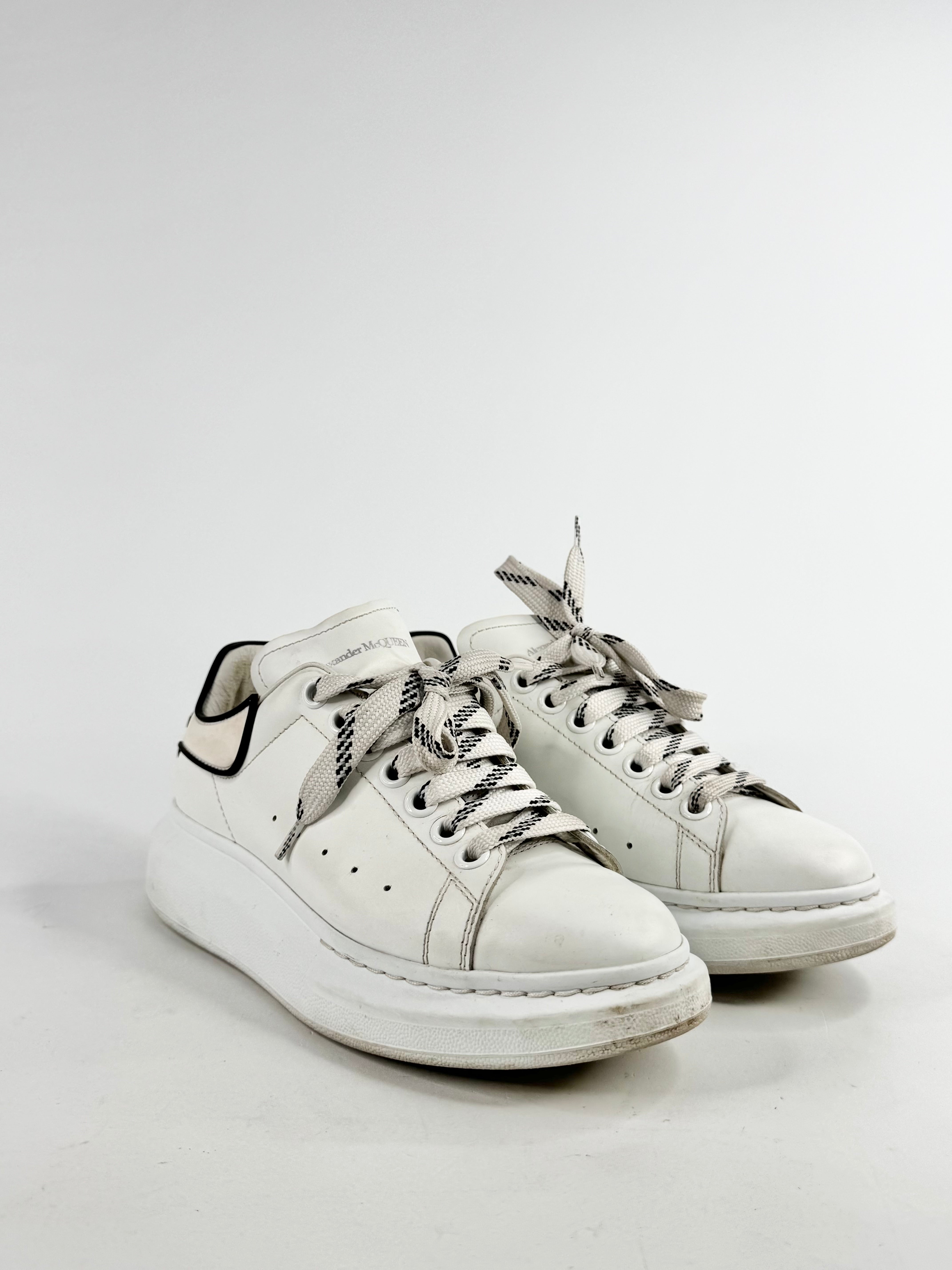 Alexander McQueen White Oversized 'Larry' Oversized Sneakers - EU37