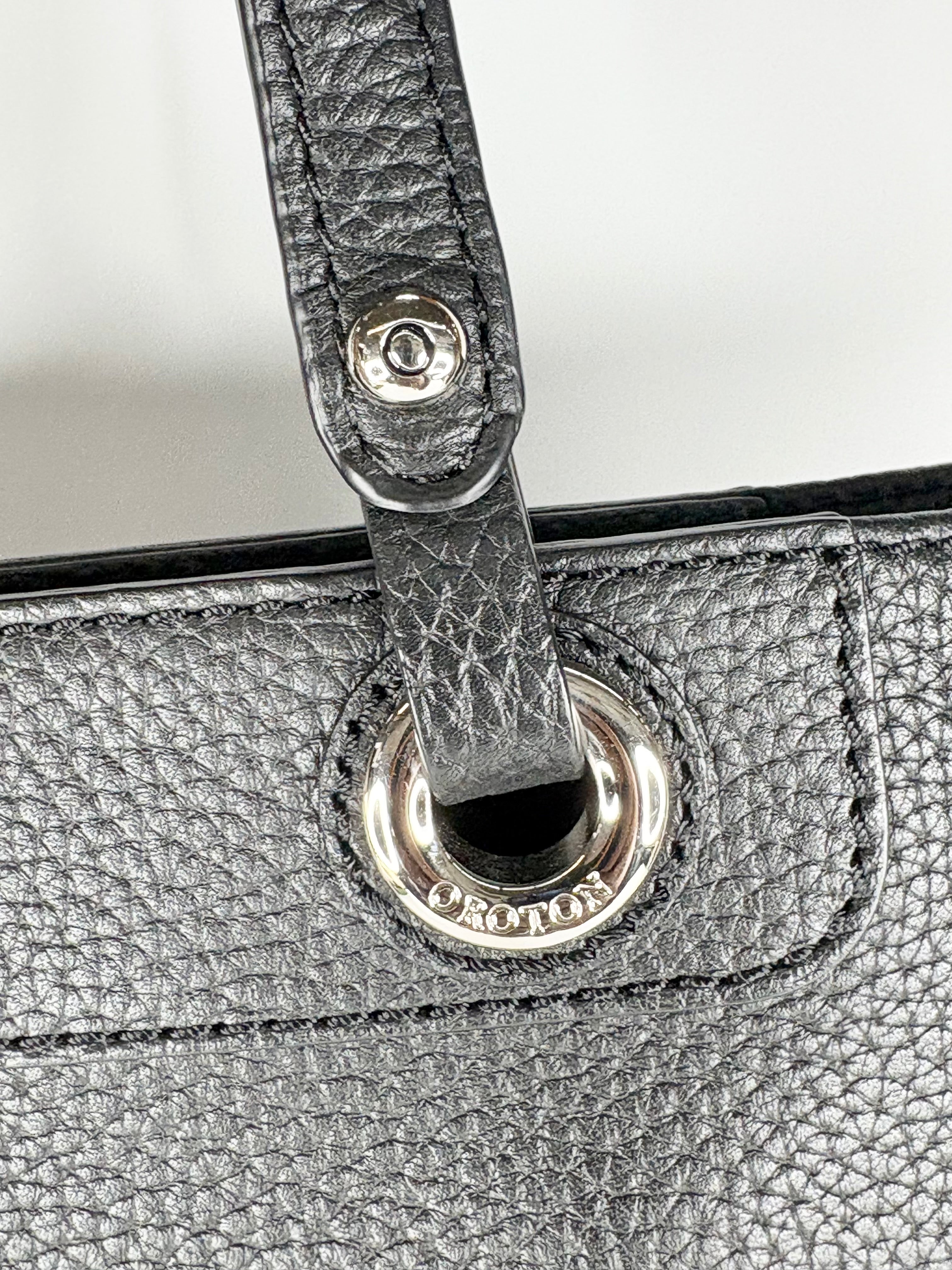 Oroton Black Grained Leather Medium Tote Bag