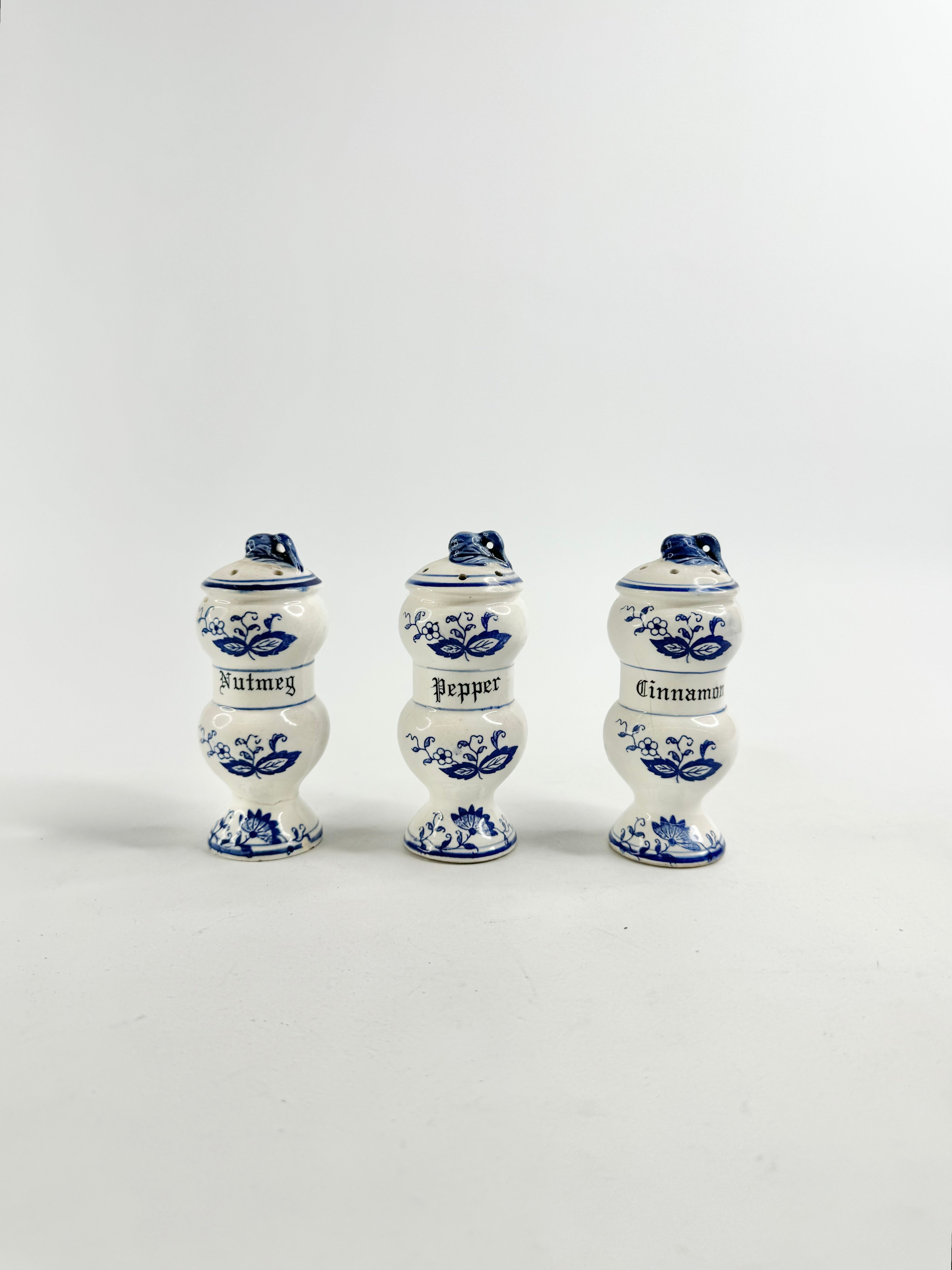 Vintage Blue Onion & White Floral Pattern Spice Jars