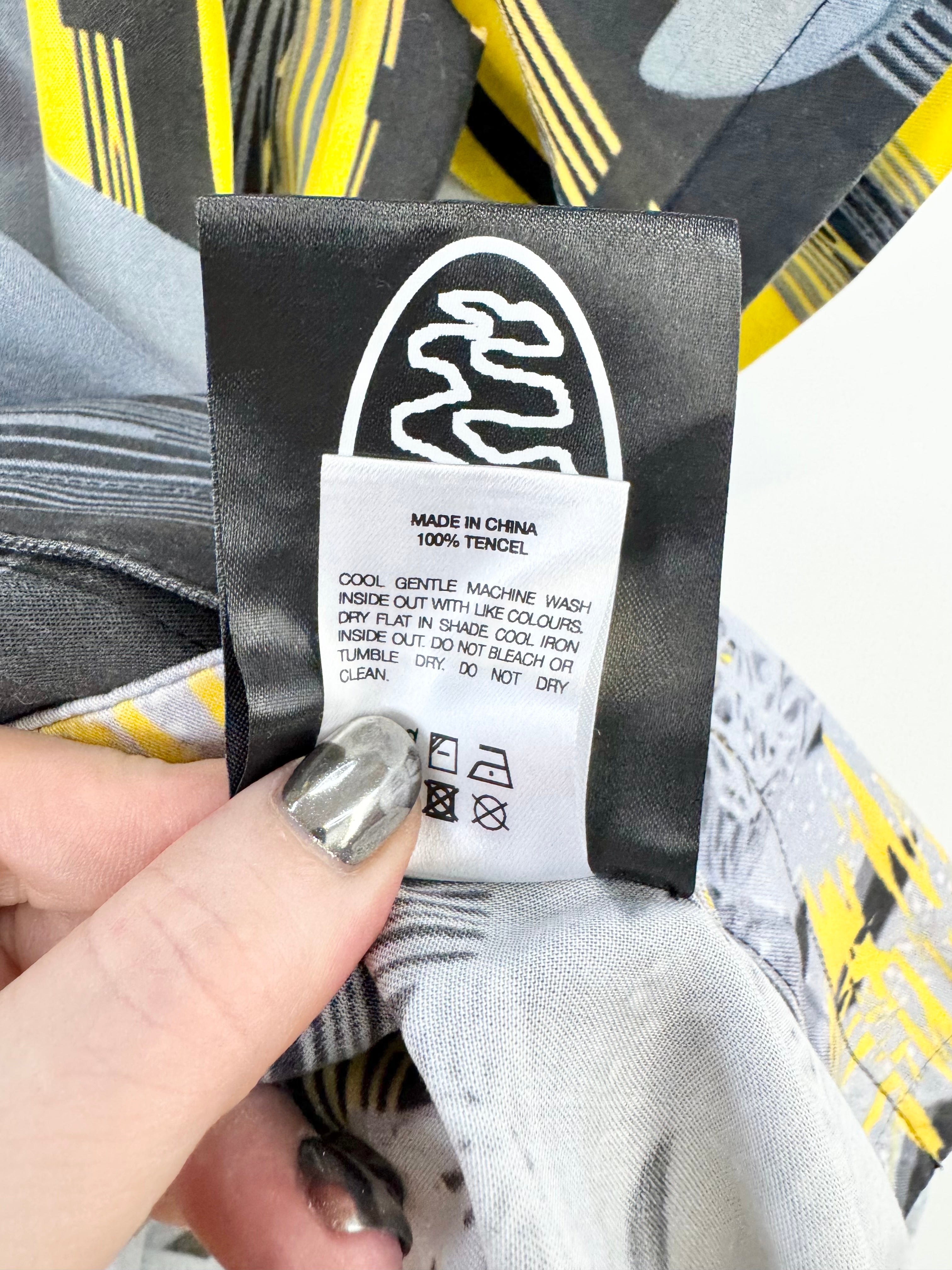 P.A.M 'Dolphin Duo Sono' Button Up Short Sleeve Shirt - M/L