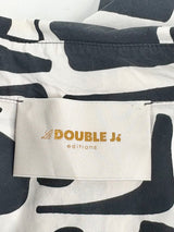 La DoubleJ Black & White Abstract Shapes Short Sleeve Shirt - AU12/14
