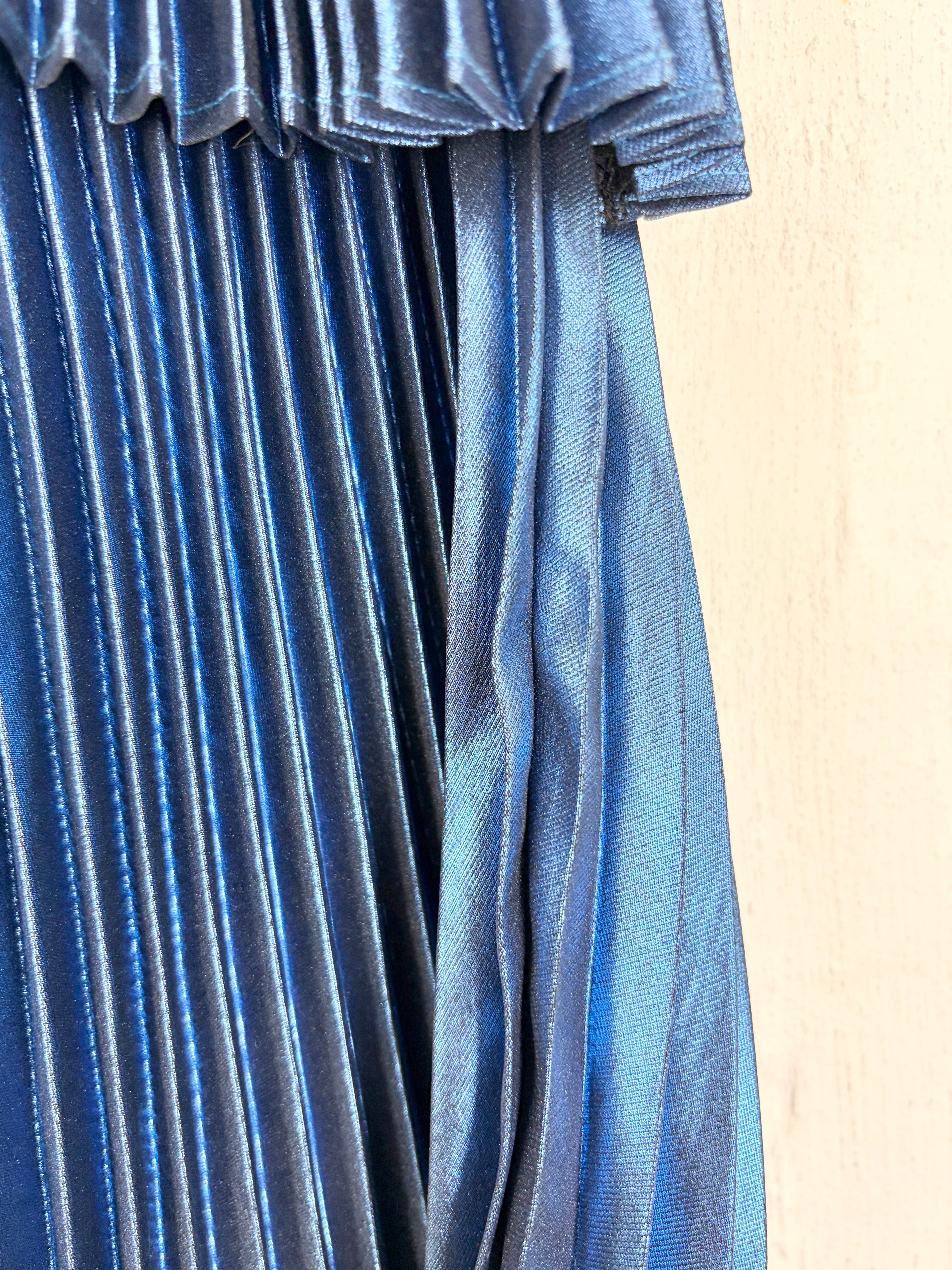 A.L.C x Barneys Blue Metallic 'Harley' Tiered Pleated Midi Skirt - AU8/10