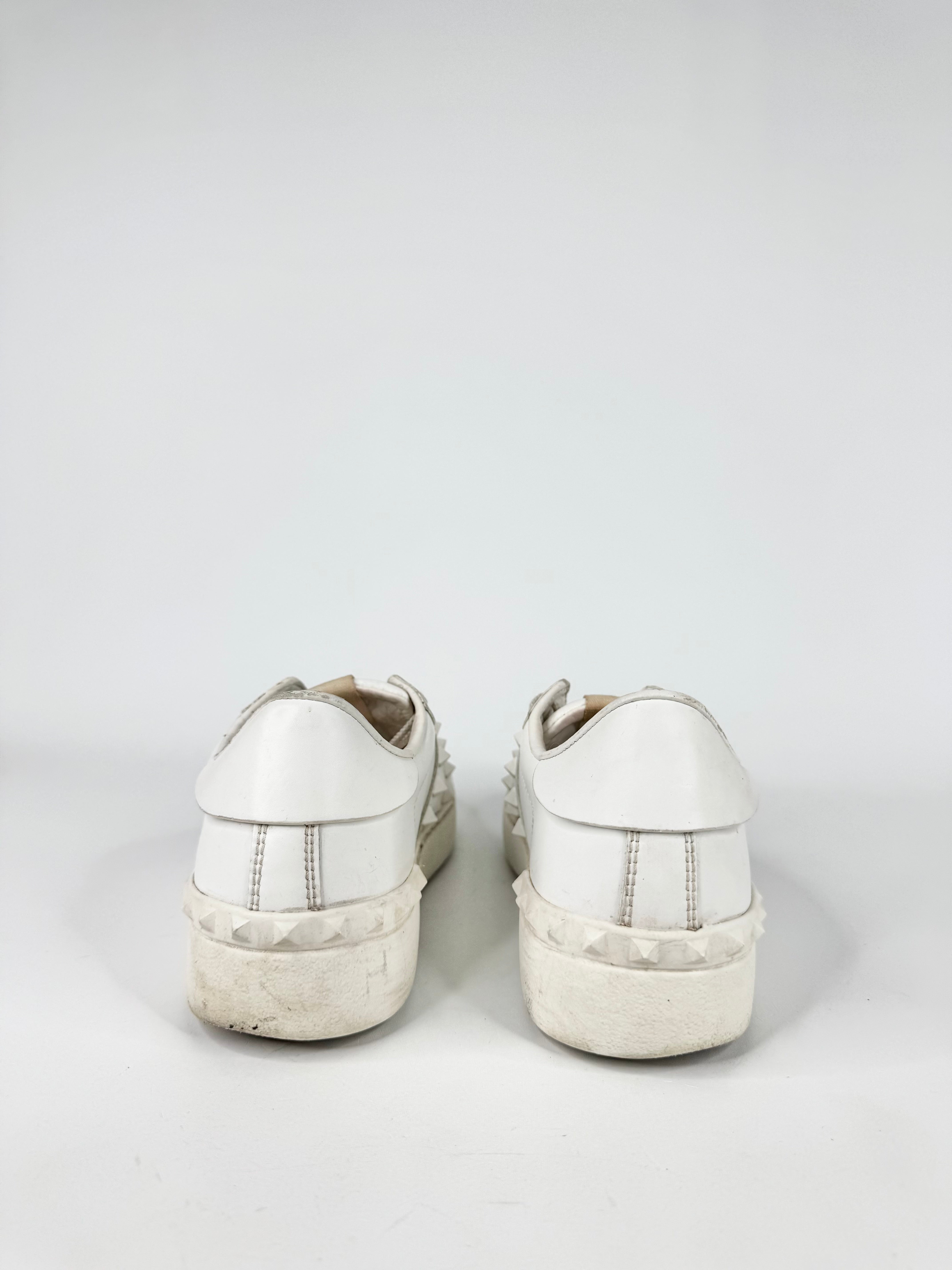 Valentino Garavani 'Rockstud Untitled' White Leather Sneakers - EU38