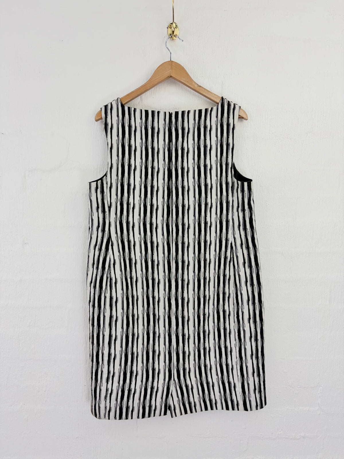 Carla Zampatti Black & White Textured Square Neck Dress - AU14