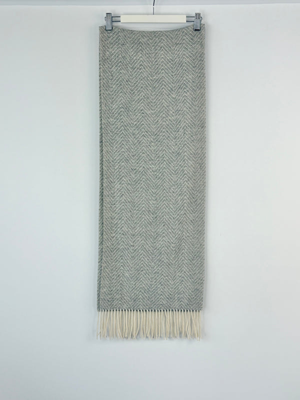 Peony Grey Wool & Cashmere Blend Zigzag Scarf