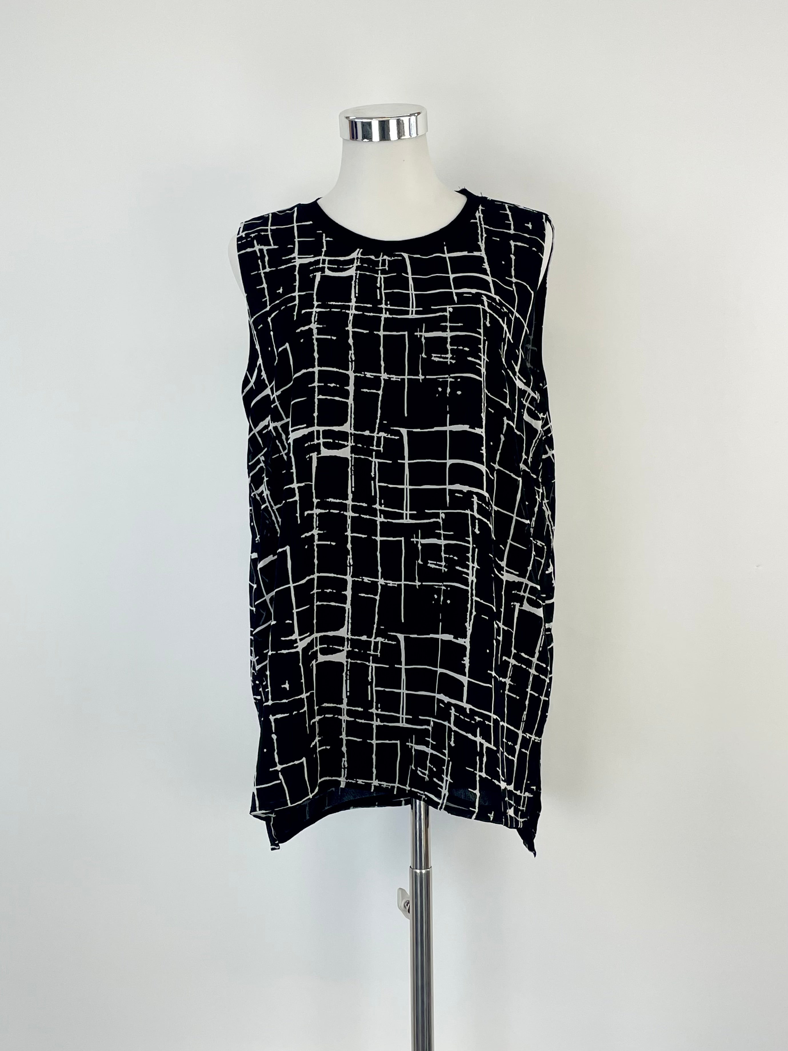 Calvin Klein Black & White Geometric Print Tank Top - AU10