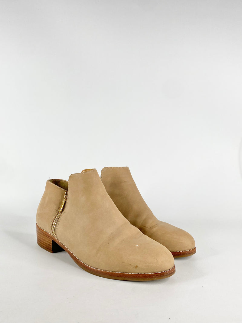 Bared Sandstone Ankle Boots - EU38