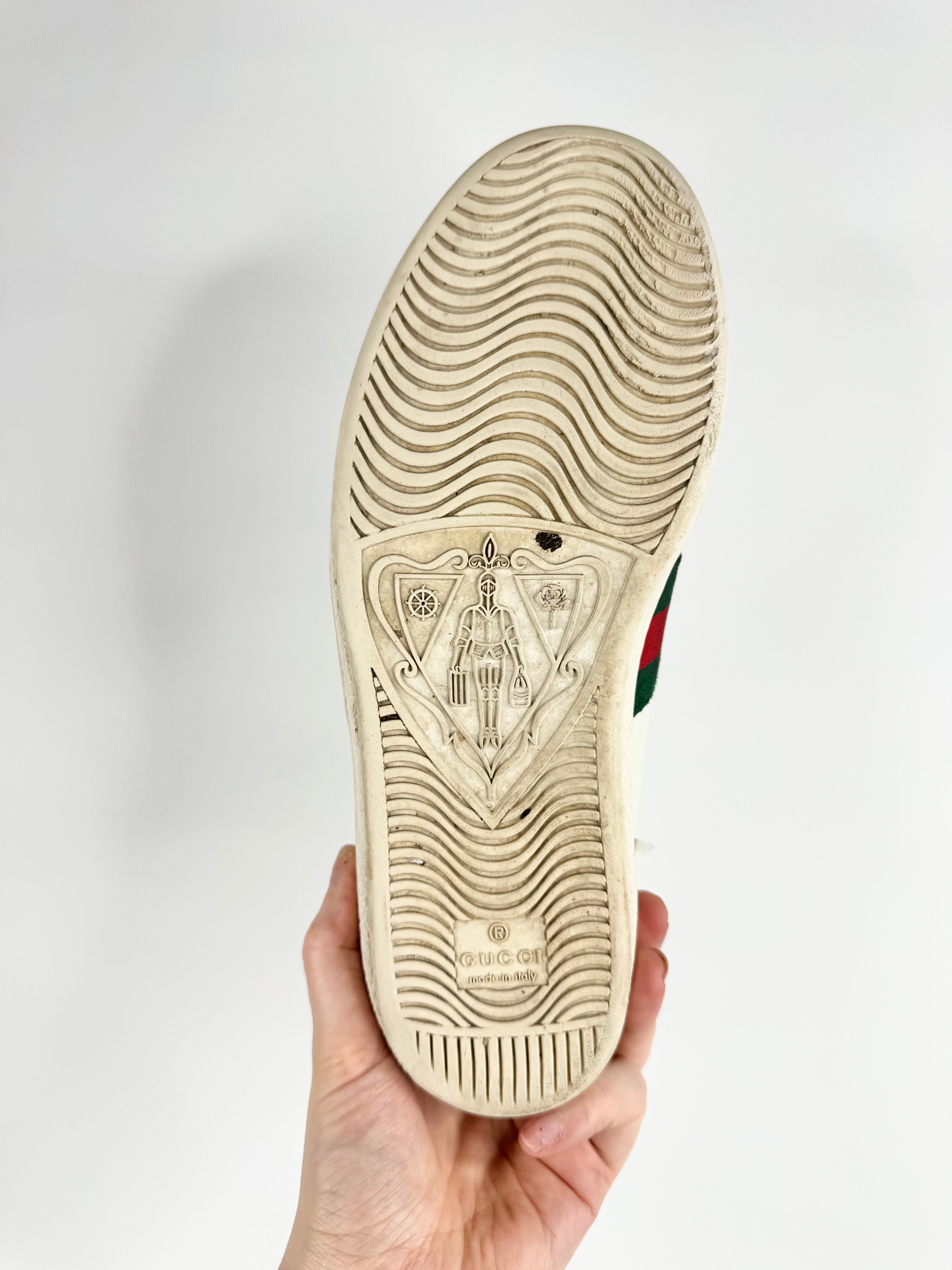 Gucci White Leather 'Ace' Bee Embroidered Sneakers - EU36.5