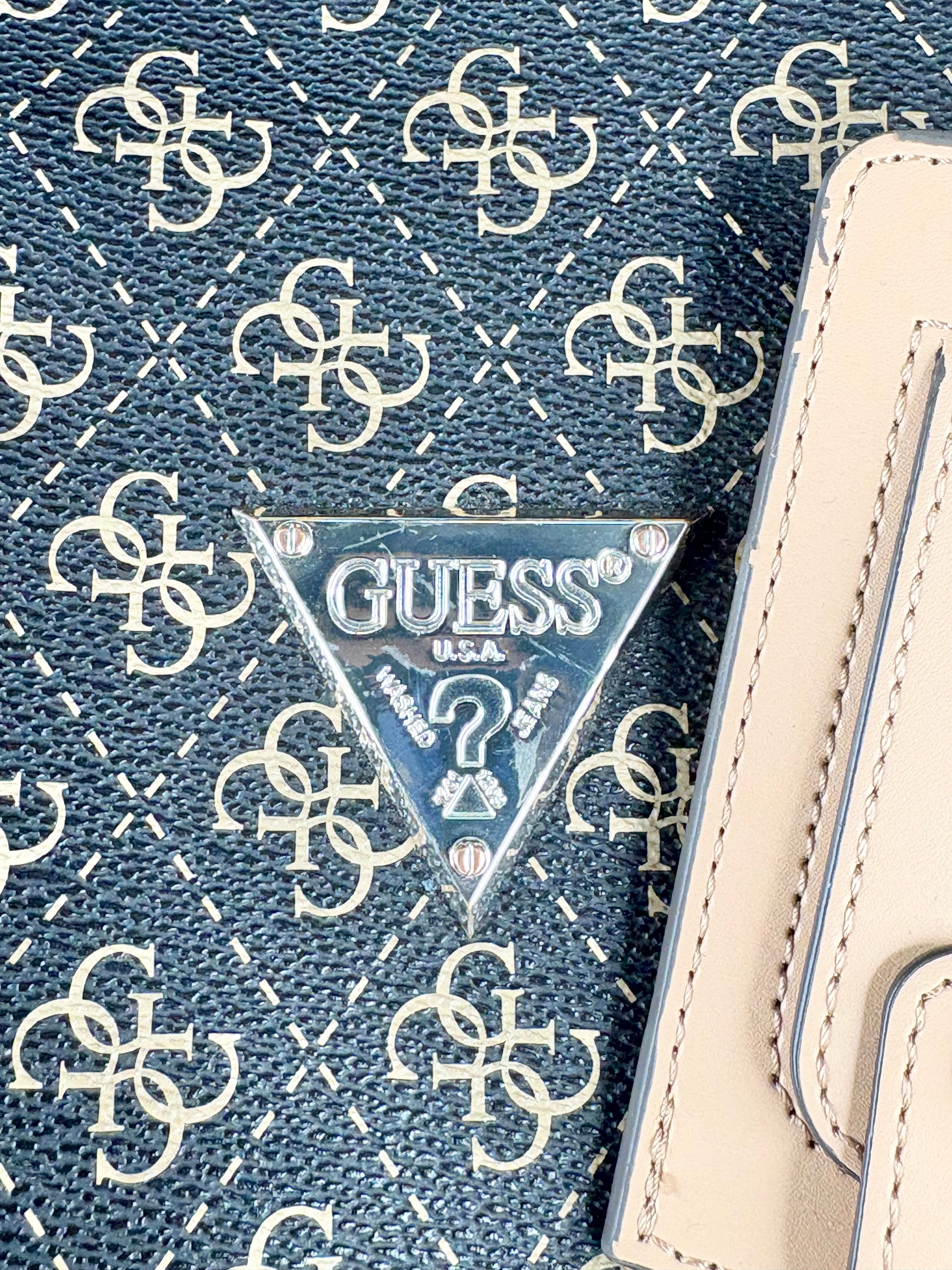 Guess Logo Affair Deluxe Travel Tote Bag