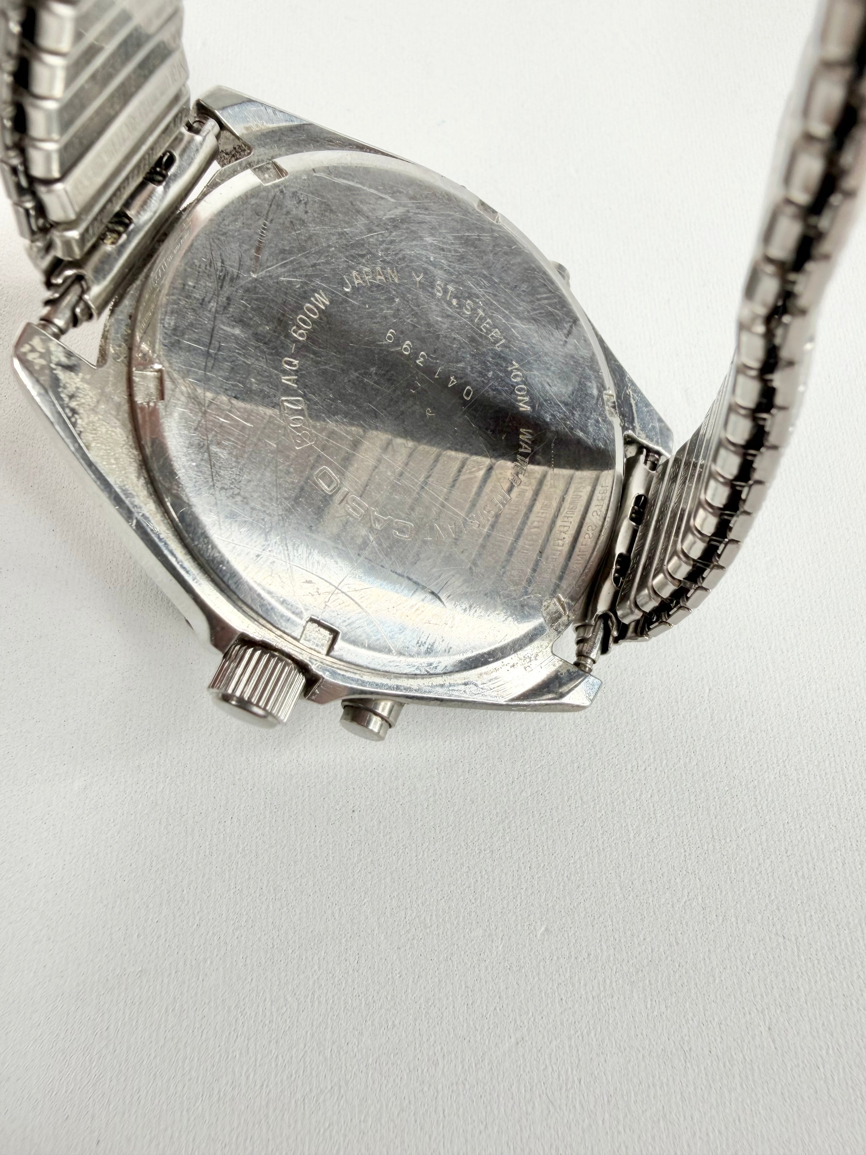 Vintage Casio Silver AQ-600W Ana-Digi Watch