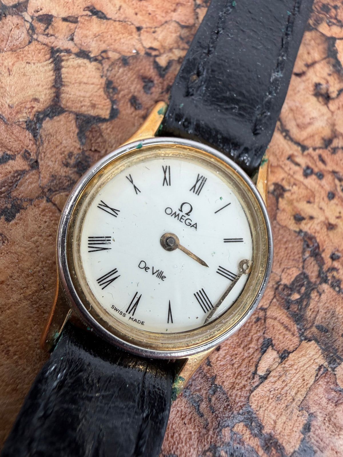 Vintage 1980s Omega De Ville Wristwatch