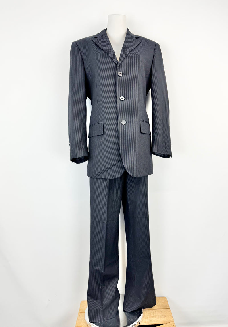 Giorgio Armani Blue Pinstriped Suit - 46 & 30