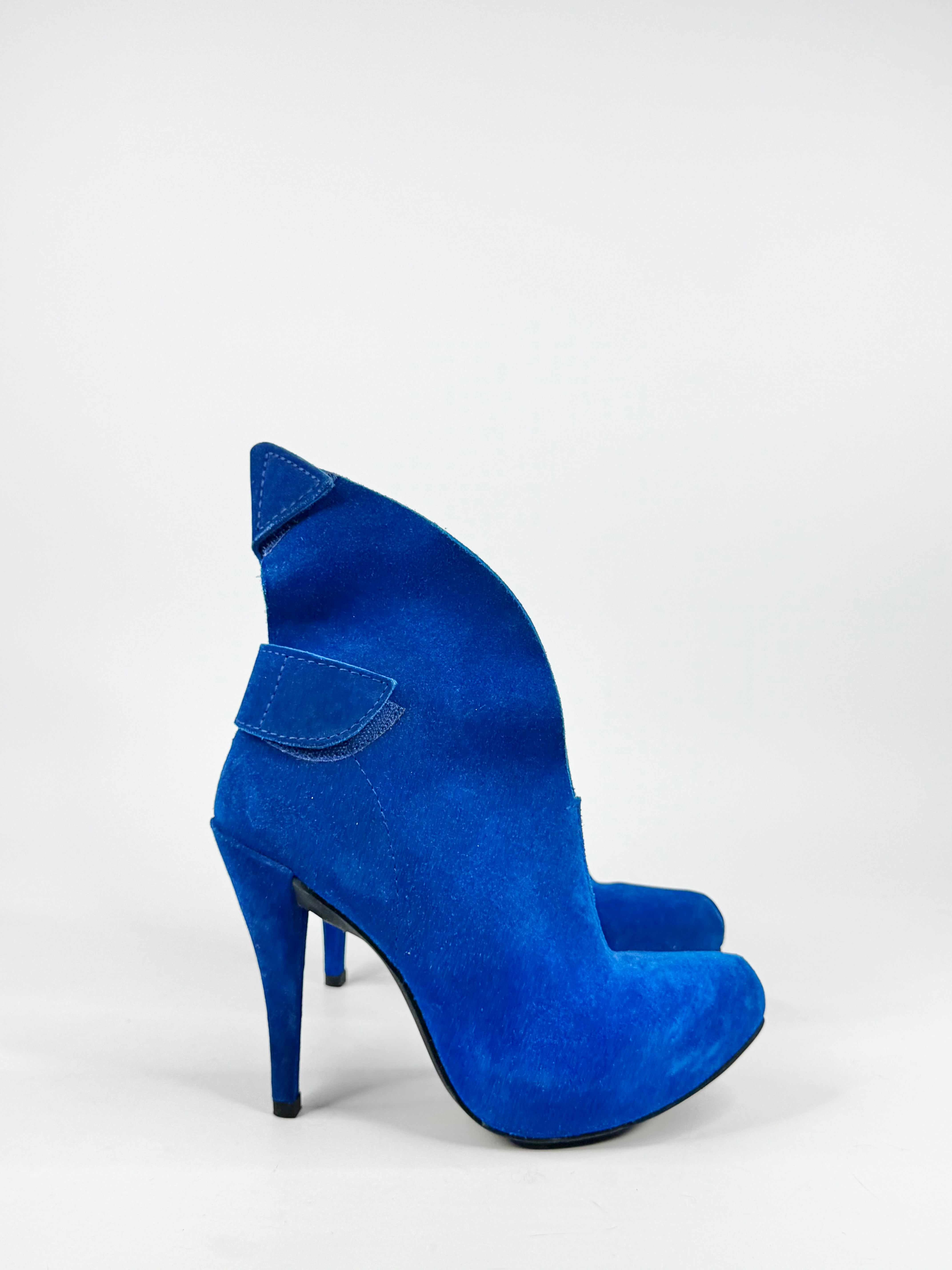 Pedro Garcia Electric Blue Suede Stiletto Boots - EU39
