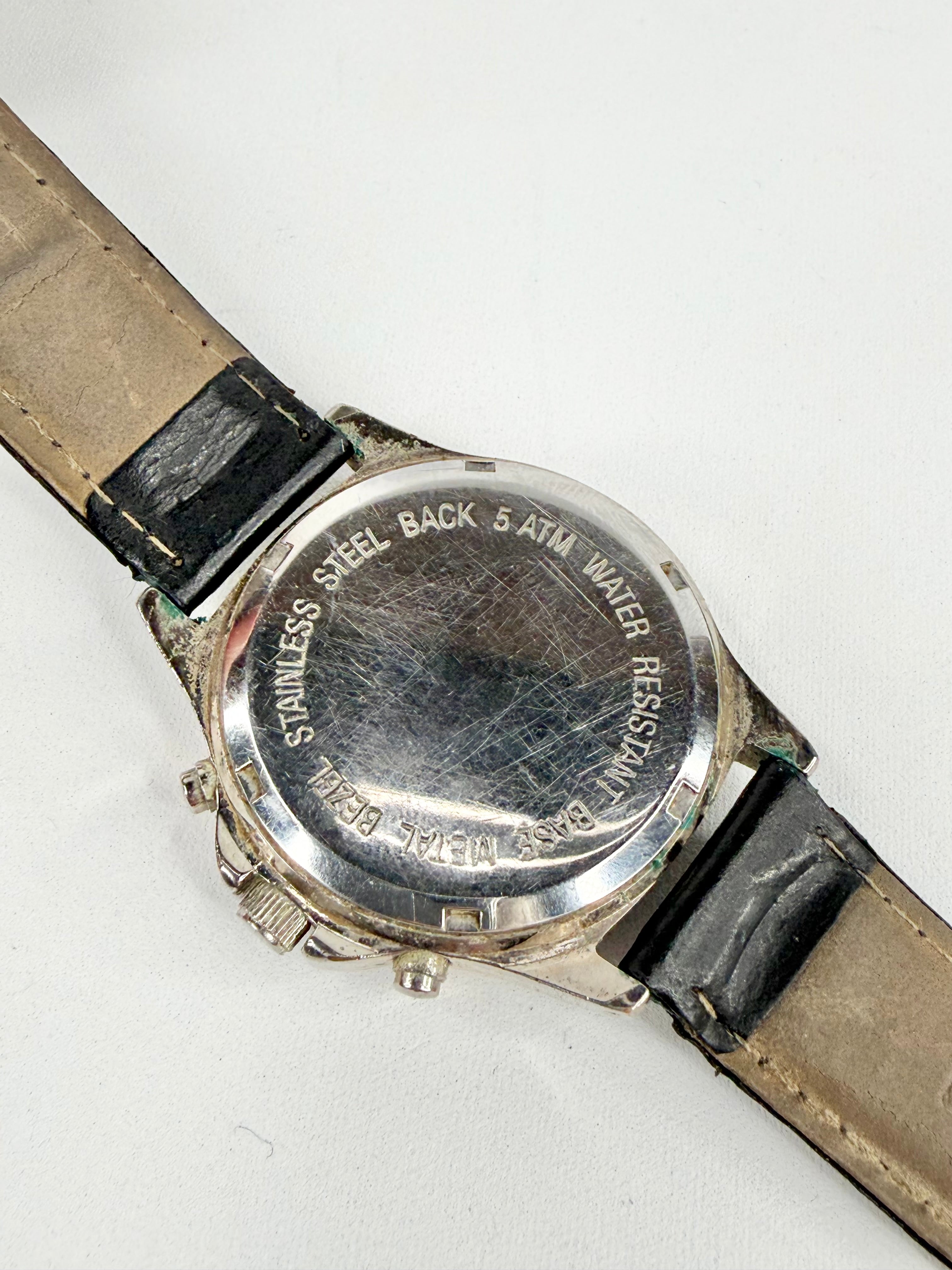 Y2K Guiness Breo White Beer Watch