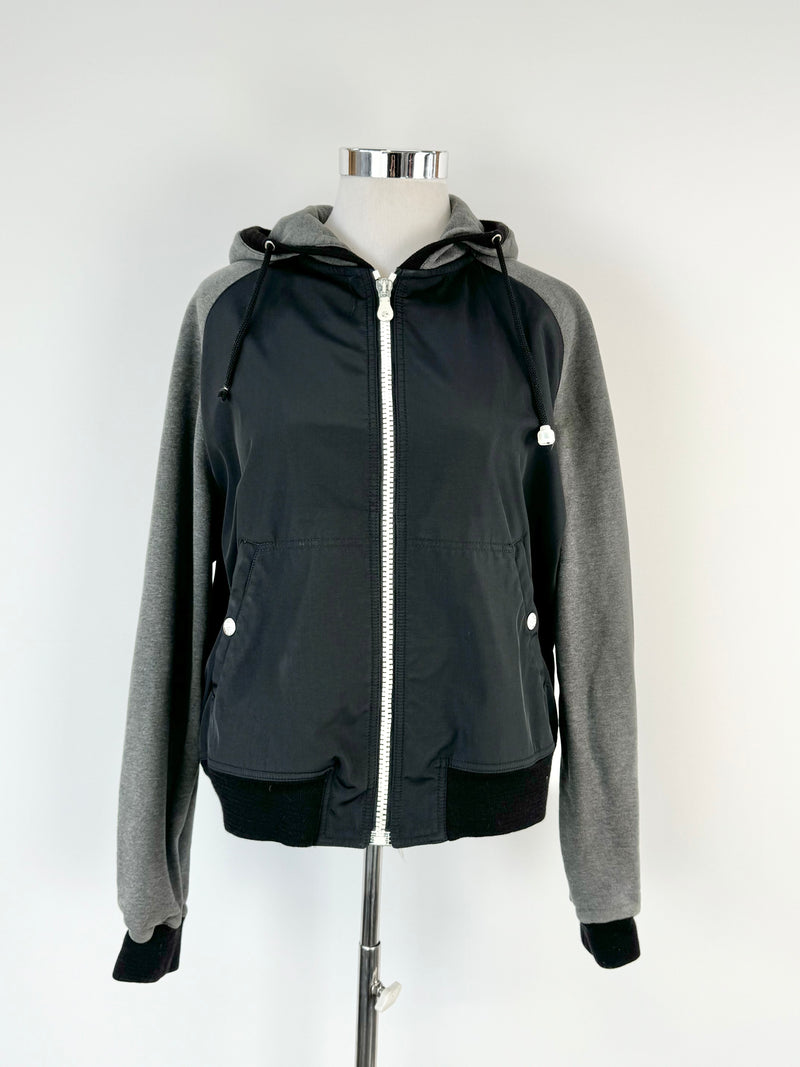 J&ans Dolce & Gabbana Grey & Black Contrast Hoodie - L